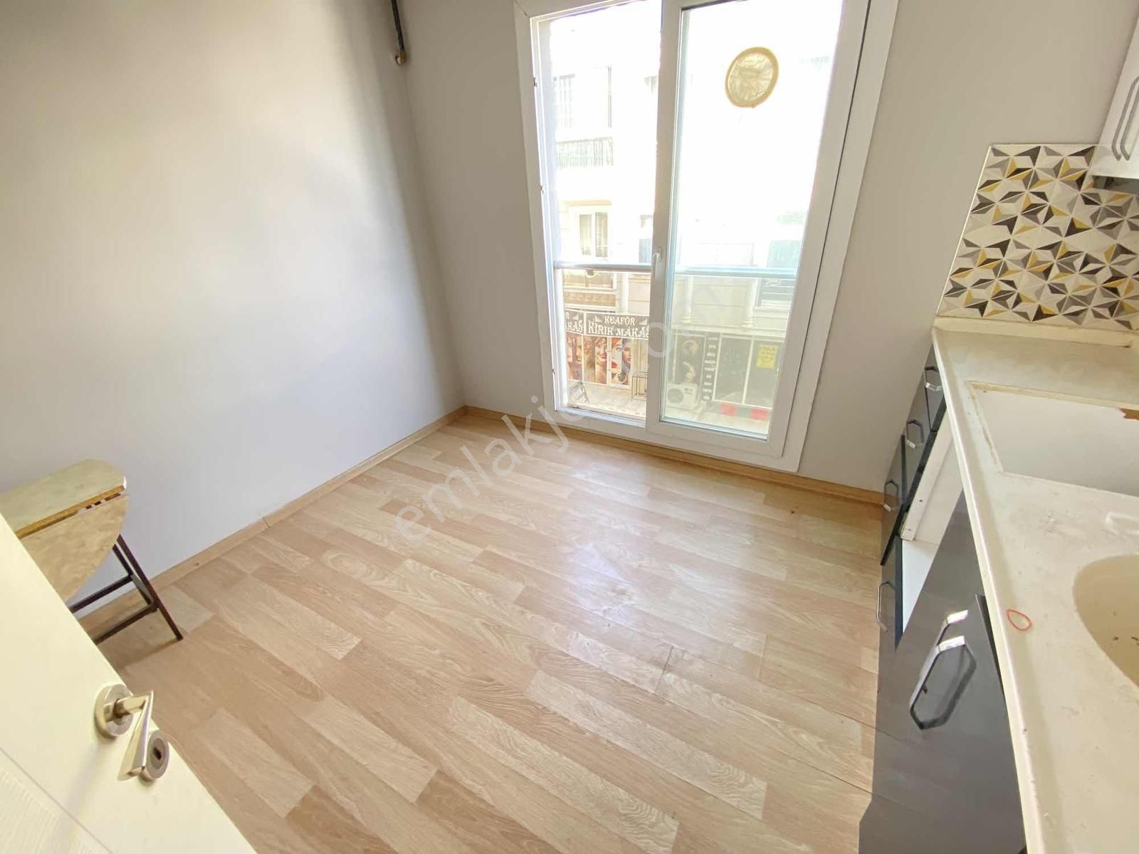 Kiralık 2+1 Merkezi Konum - Görsel 13