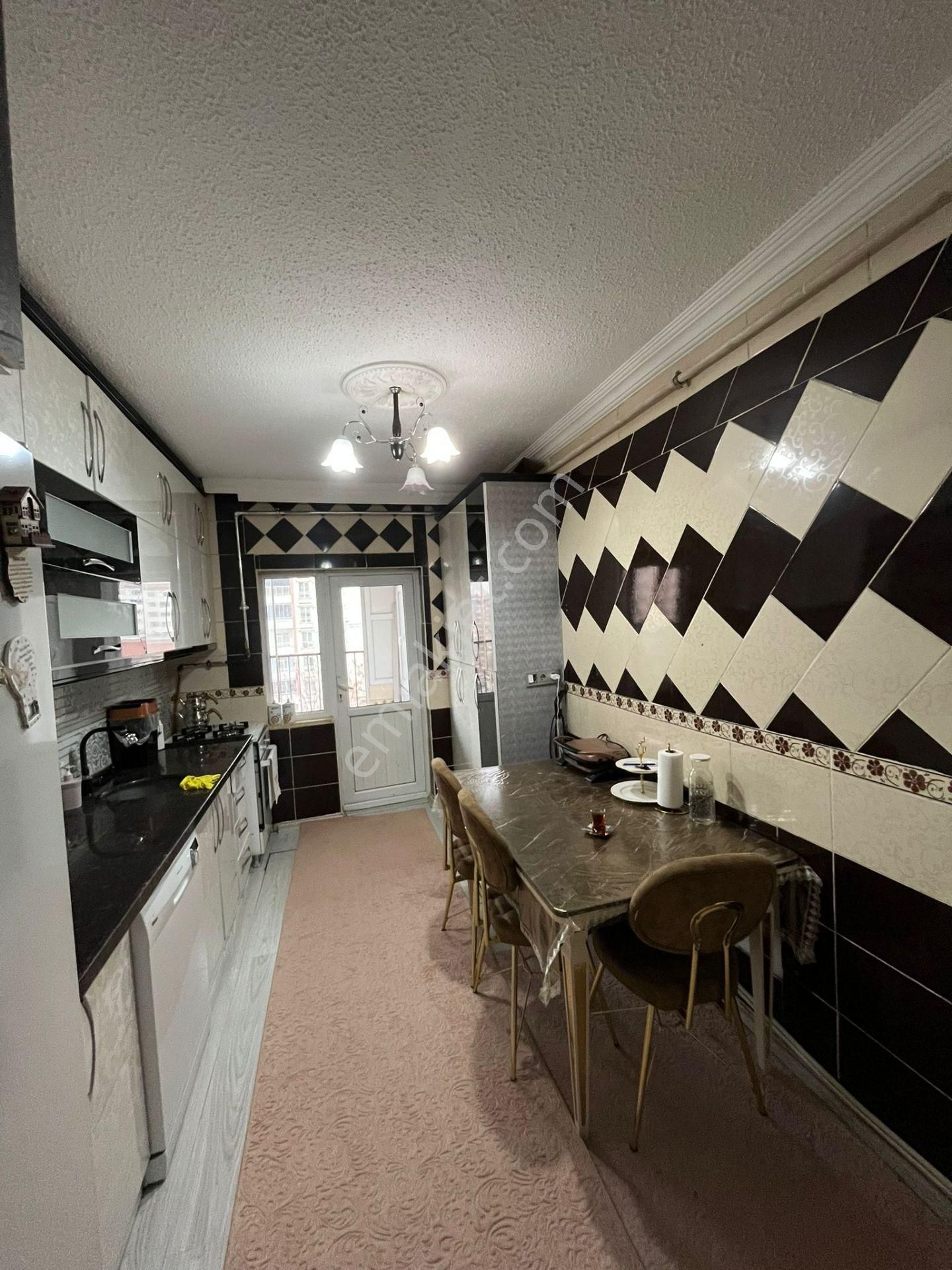 Mavi Emlaktan Seyrantepede C Tokilerde Satılık 3+1 Bakımlı Lüks Daire 3.250.000 Tl - Görsel 10
