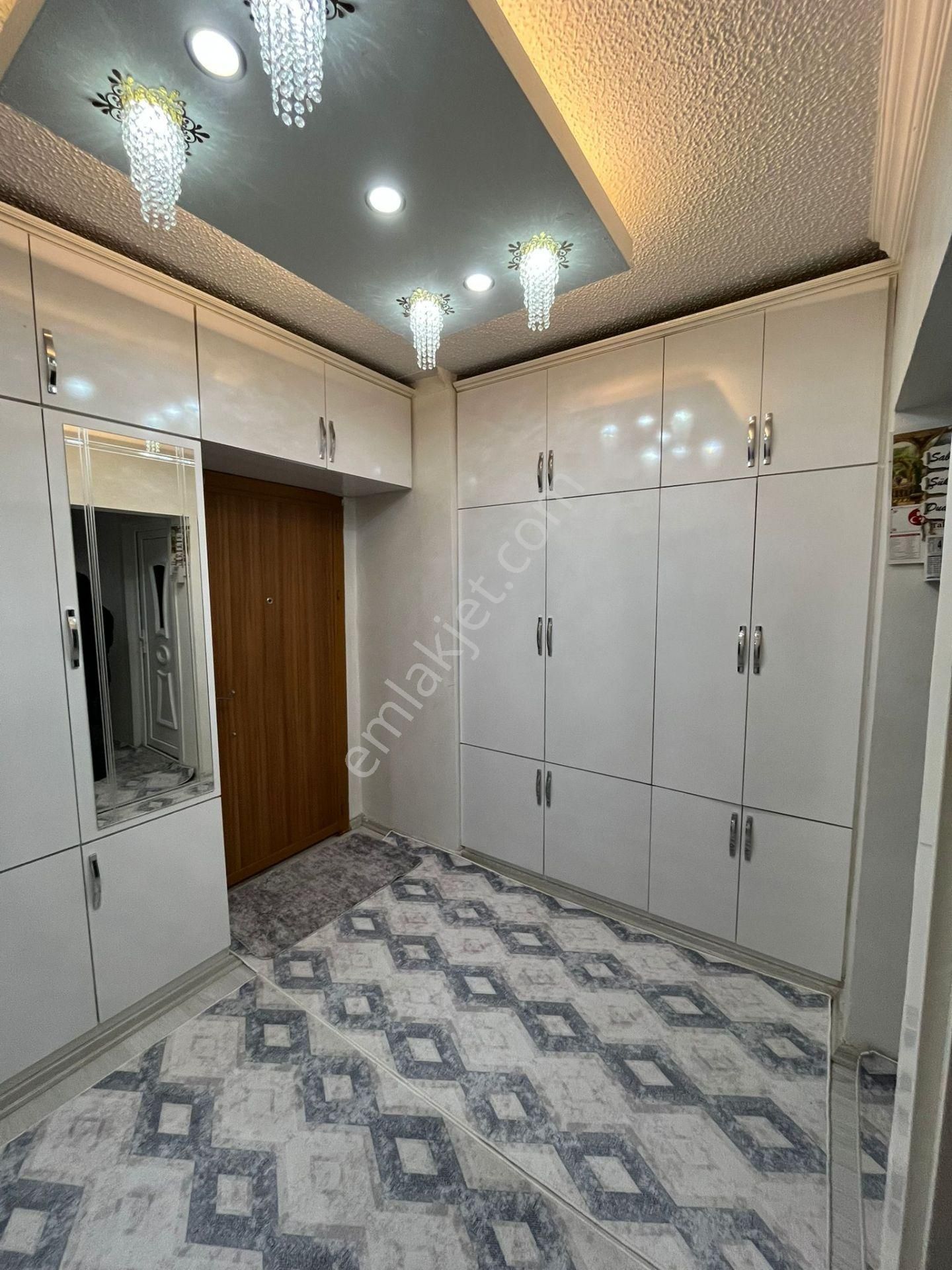 Mavi Emlaktan Seyrantepede C Tokilerde Satılık 3+1 Bakımlı Lüks Daire 3.250.000 Tl - Görsel 8