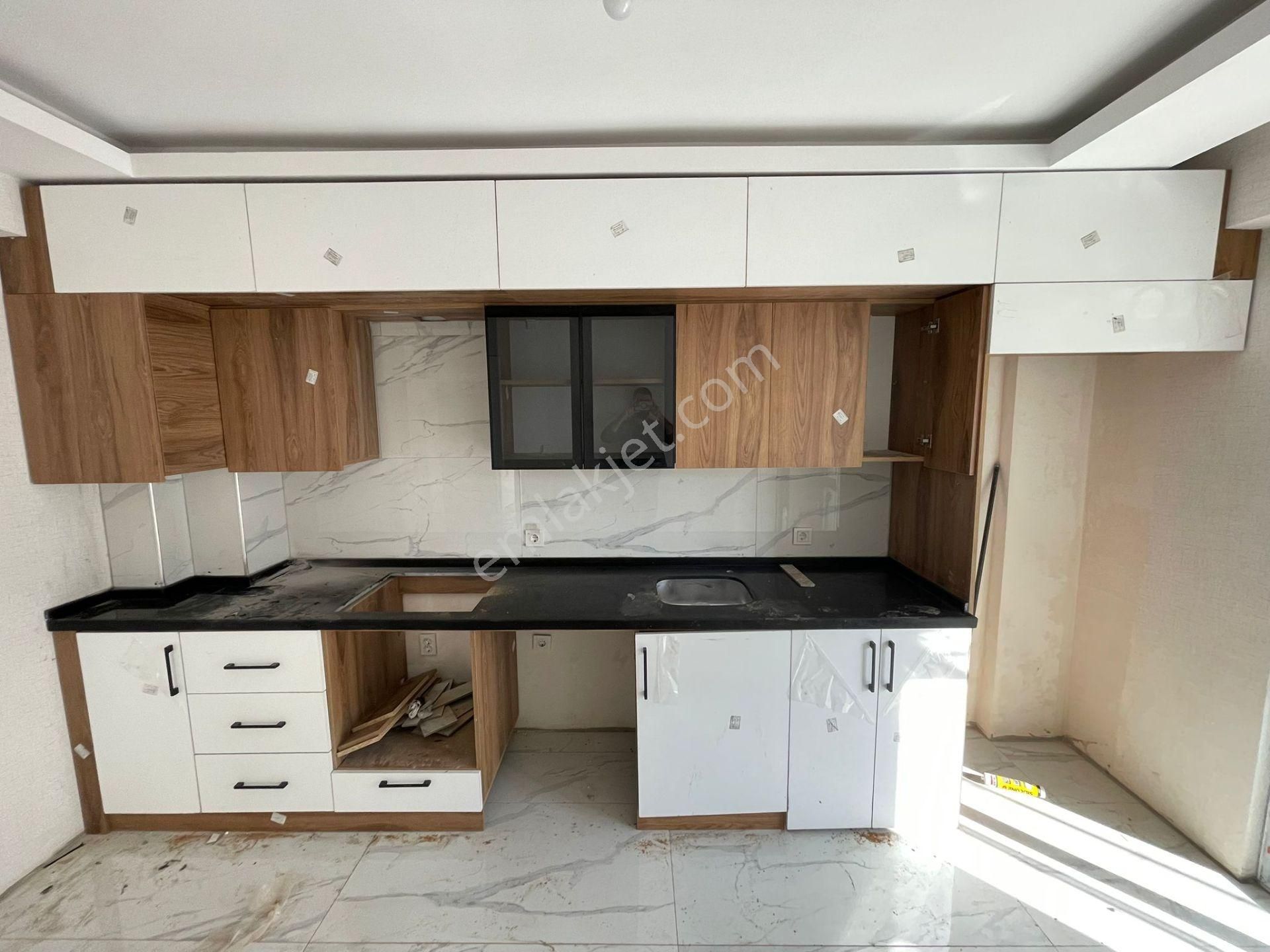 Hüsamettin Çelebi Mh Kiralık Sıfır Ara Kat 3+1 Daire