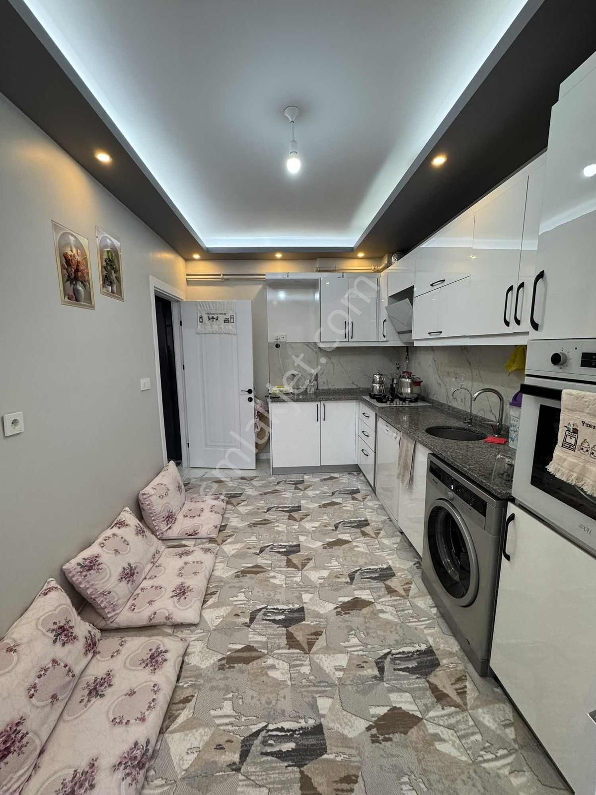 Esentepe Mah. Yeşil Cami Yanı Köşe Konumda Satılık 2+1 Daire - Görsel 5