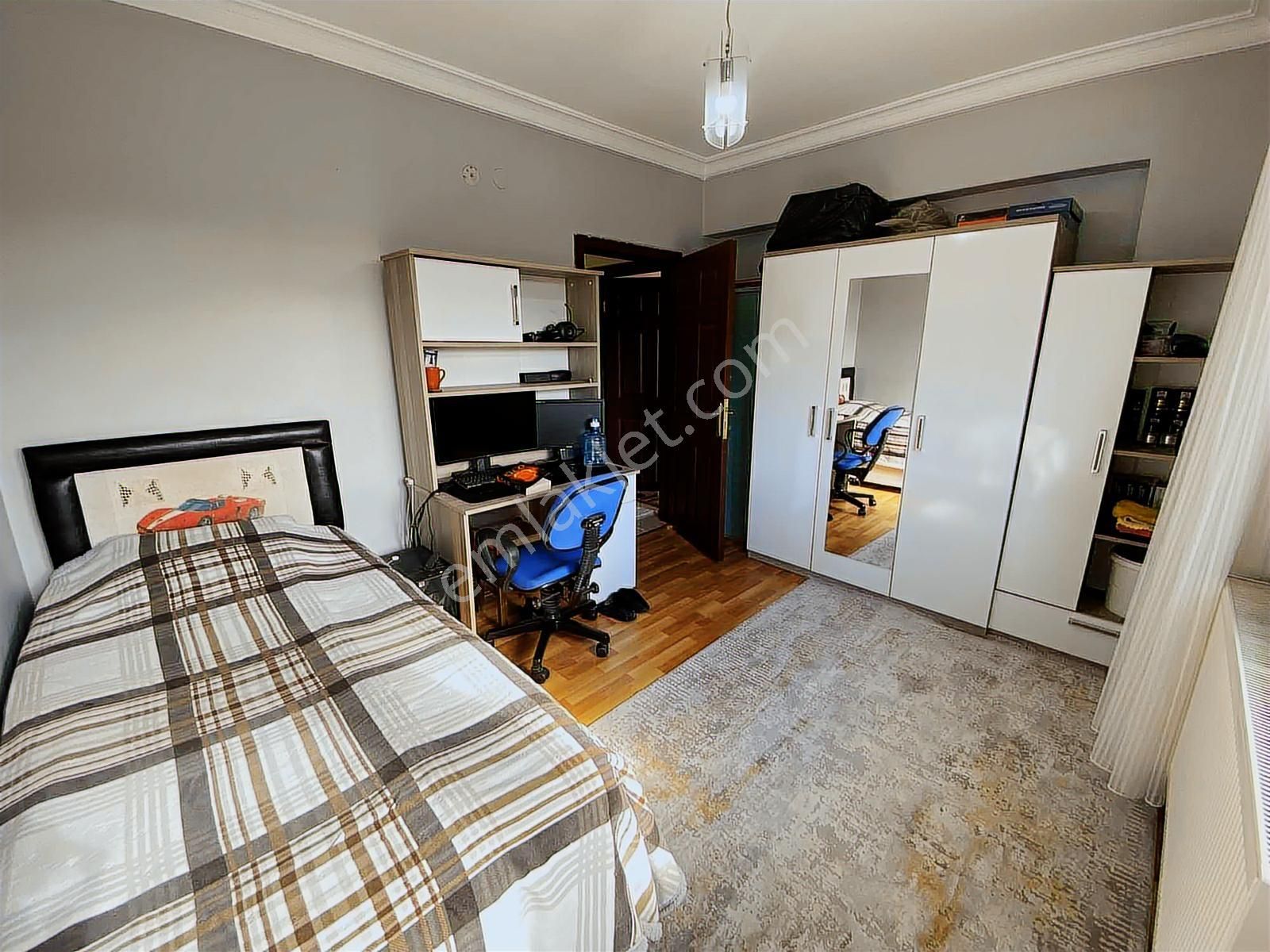 30 Ağustos'da Asansör Ve Kilerli Geniş Yapılı Satılık 3+1 Daire - Görsel 11