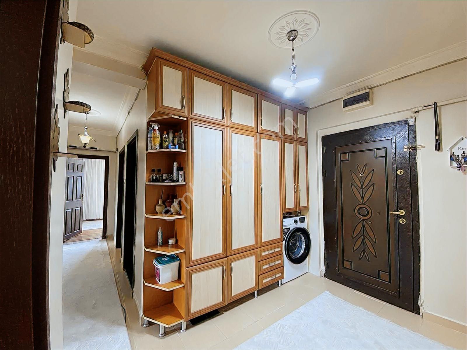 30 Ağustos'da Asansör Ve Kilerli Geniş Yapılı Satılık 3+1 Daire - Görsel 14