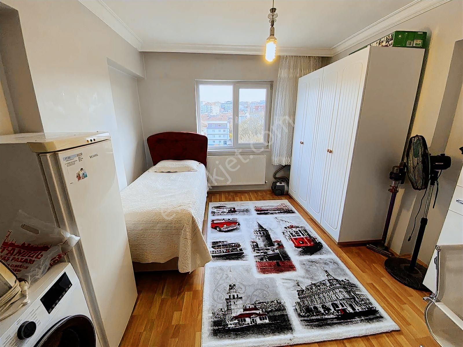 30 Ağustos'da Asansör Ve Kilerli Geniş Yapılı Satılık 3+1 Daire - Görsel 5