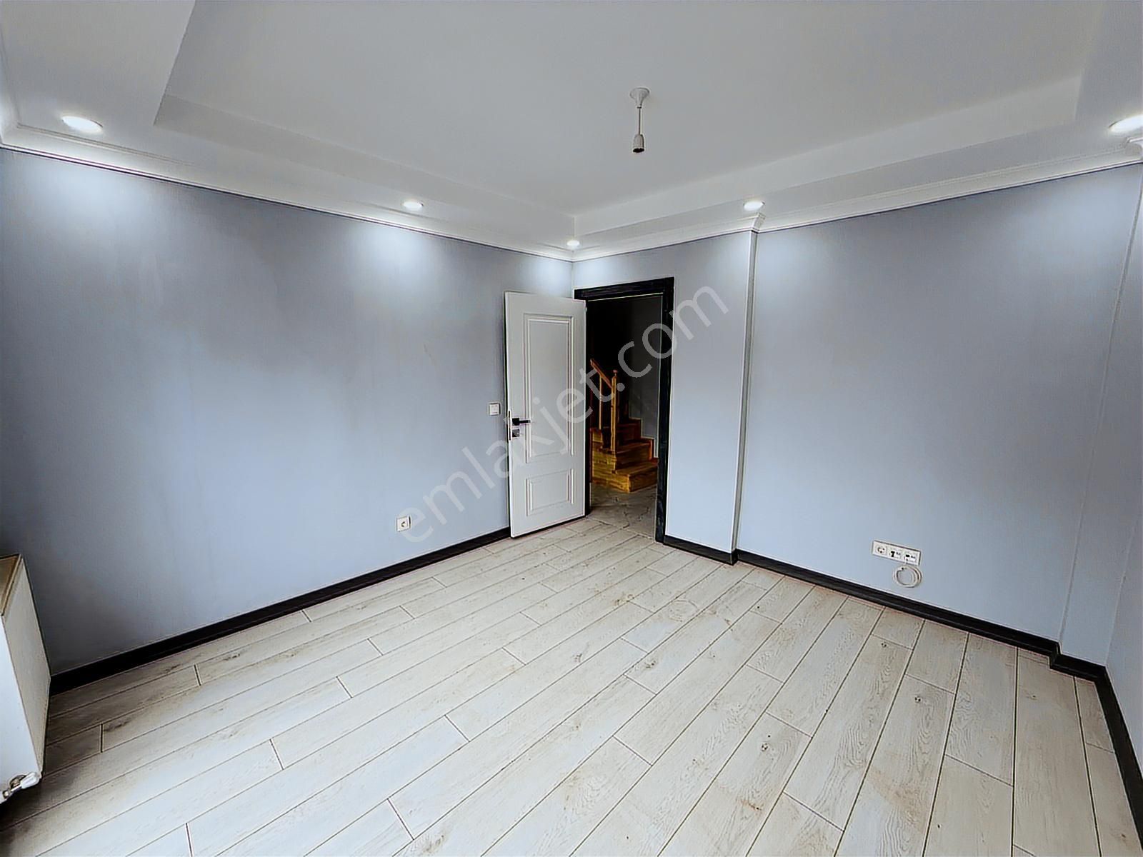 Mehmet Akif'te Sıfır 3 + 2 Çift Teraslı Satılık Dubleks Daire - Görsel 15