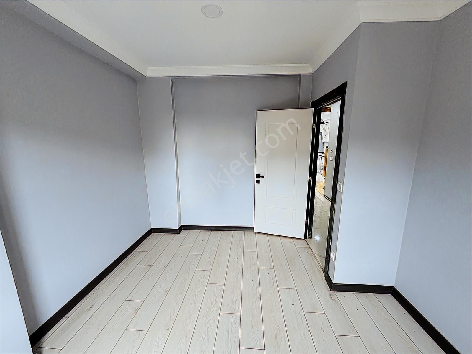 Mehmet Akif'te Sıfır 3 + 2 Çift Teraslı Satılık Dubleks Daire - Görsel 13