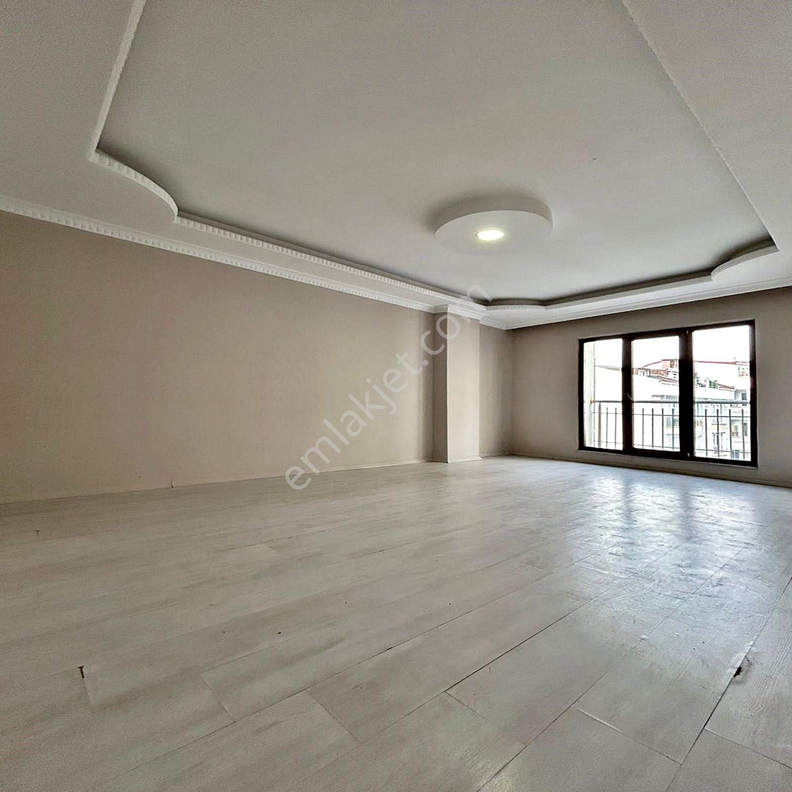 Esenyurt Hürriyet Mahallesinde 2+1 Satılık Balkonlu Ara Kat - Görsel 24