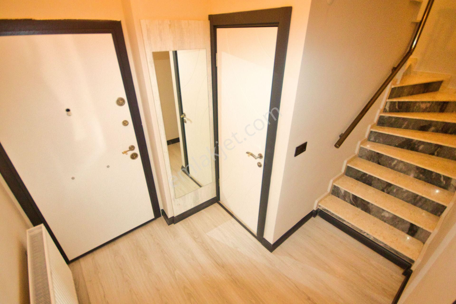 Aktif'ten Akçay'da Satılık Geniş Ailelere Özel Yüz Güldüren Çift Mutfaklı 3+1dublex - Görsel 14