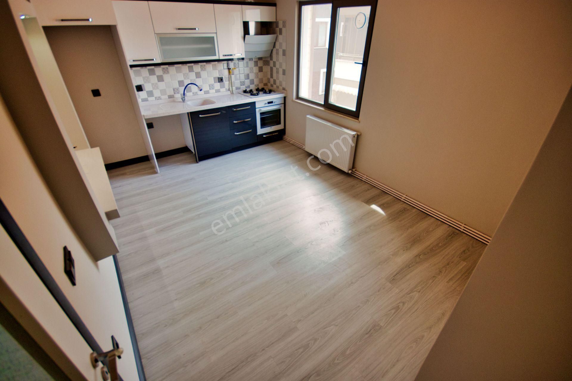 Aktif'ten Akçay'da Satılık Geniş Ailelere Özel Yüz Güldüren Çift Mutfaklı 3+1dublex - Görsel 8