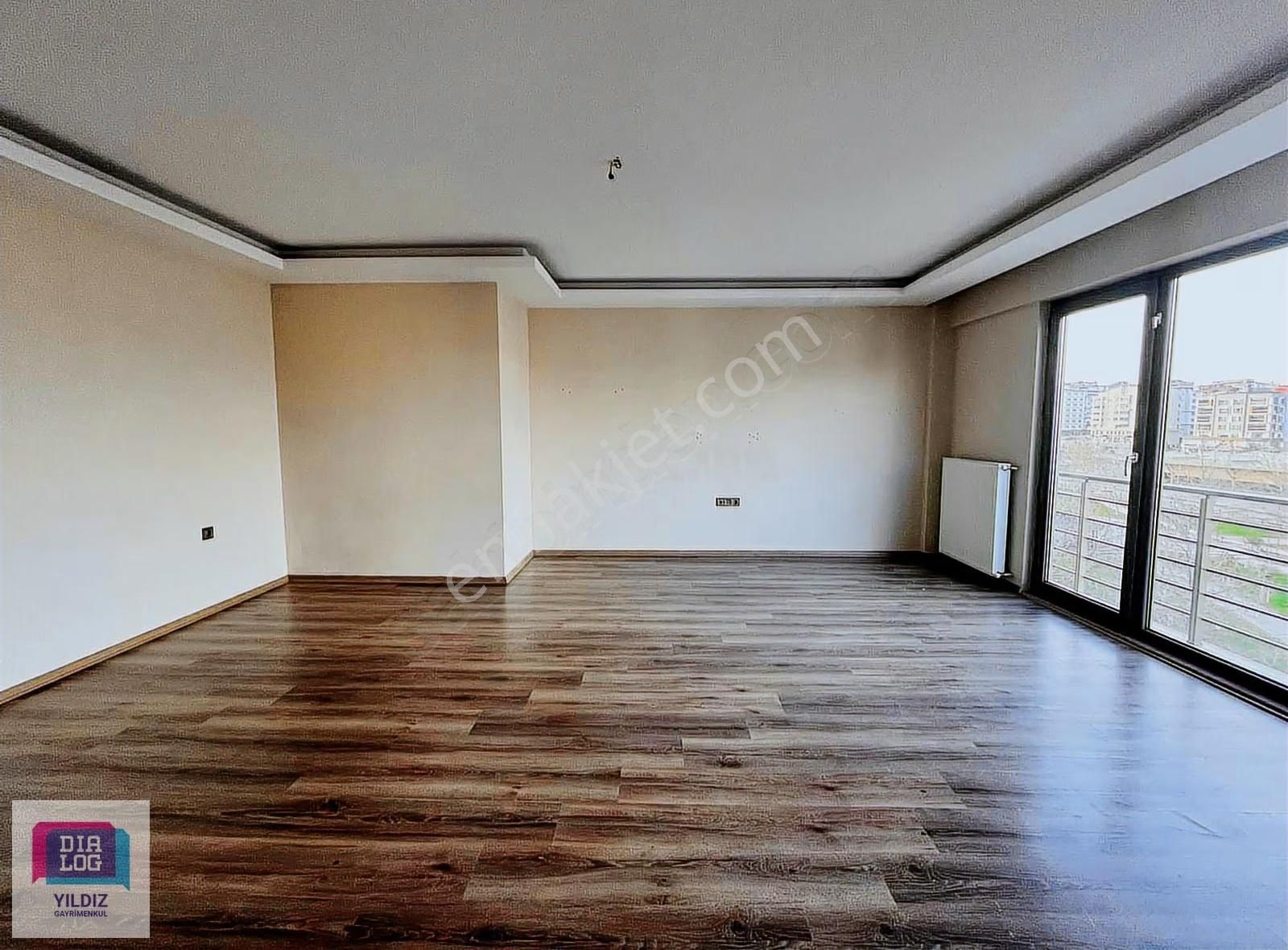 Dialog Yıldız / Cadde Üzeri Pazar Alanı Karşısında Site İçi 3+1 - Görsel 25