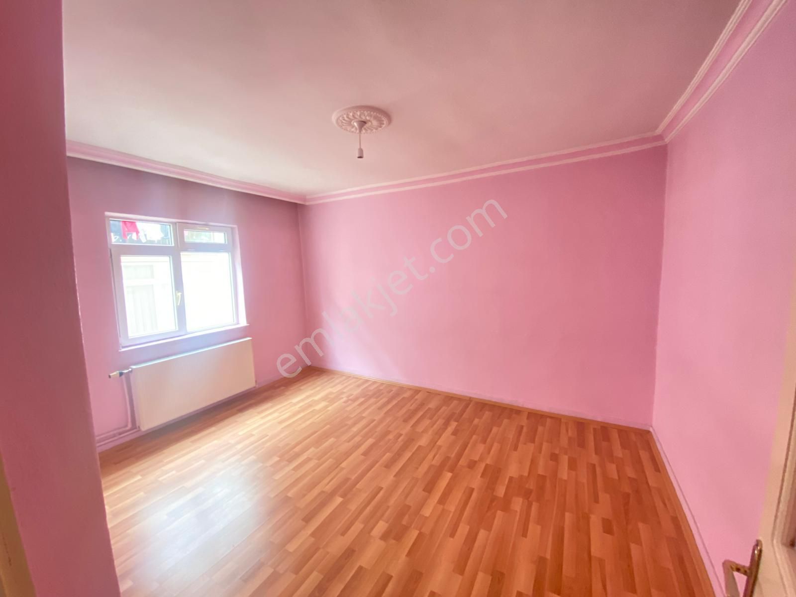 Mç Emlak'tan Atatürk Mahale'sınde 3+1 Satılık Daire