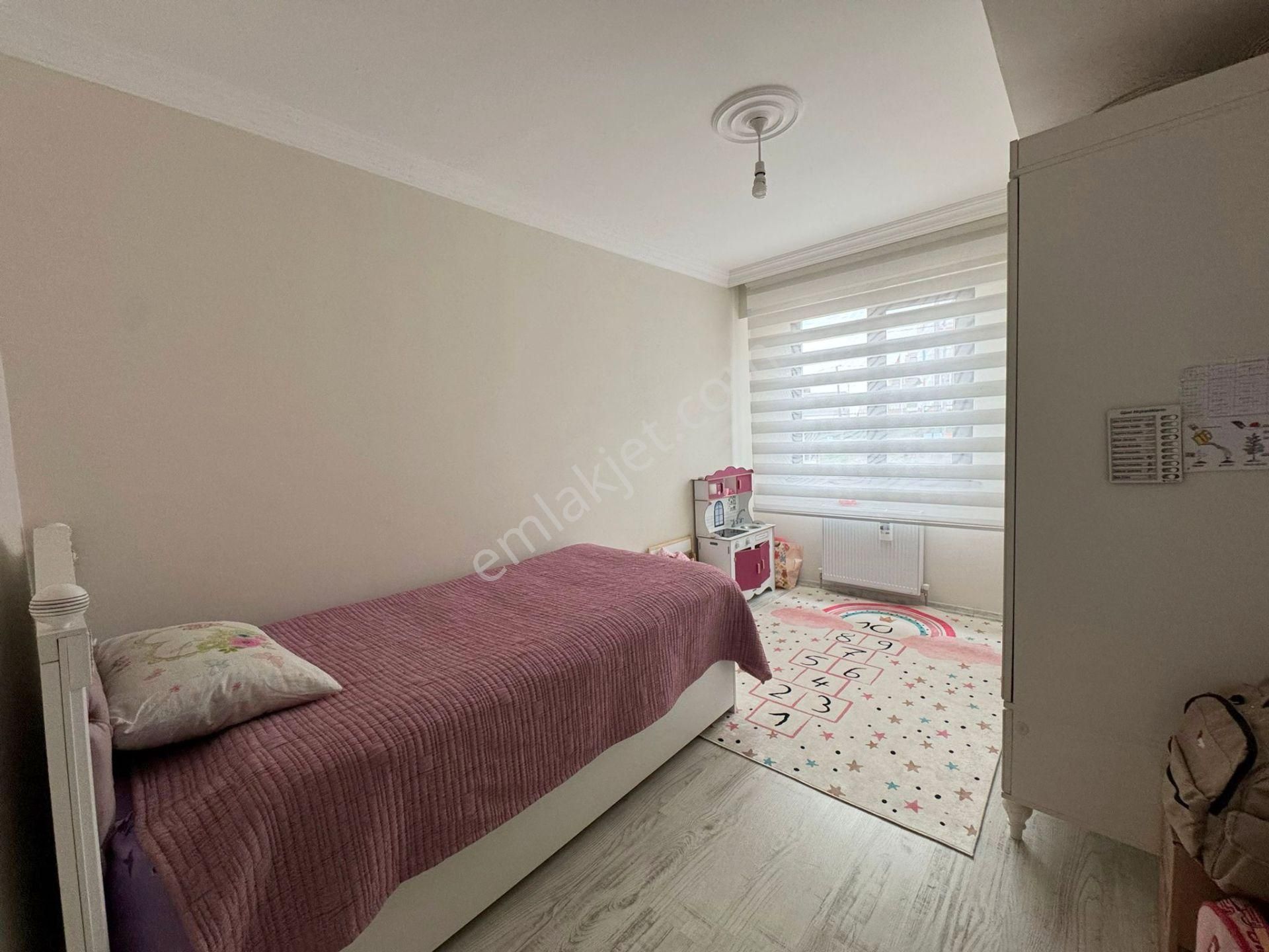 Mertcan'dan Metro Yürüme 2dk İskanlı Ara Kat Balkonlu 3+1 - Görsel 10