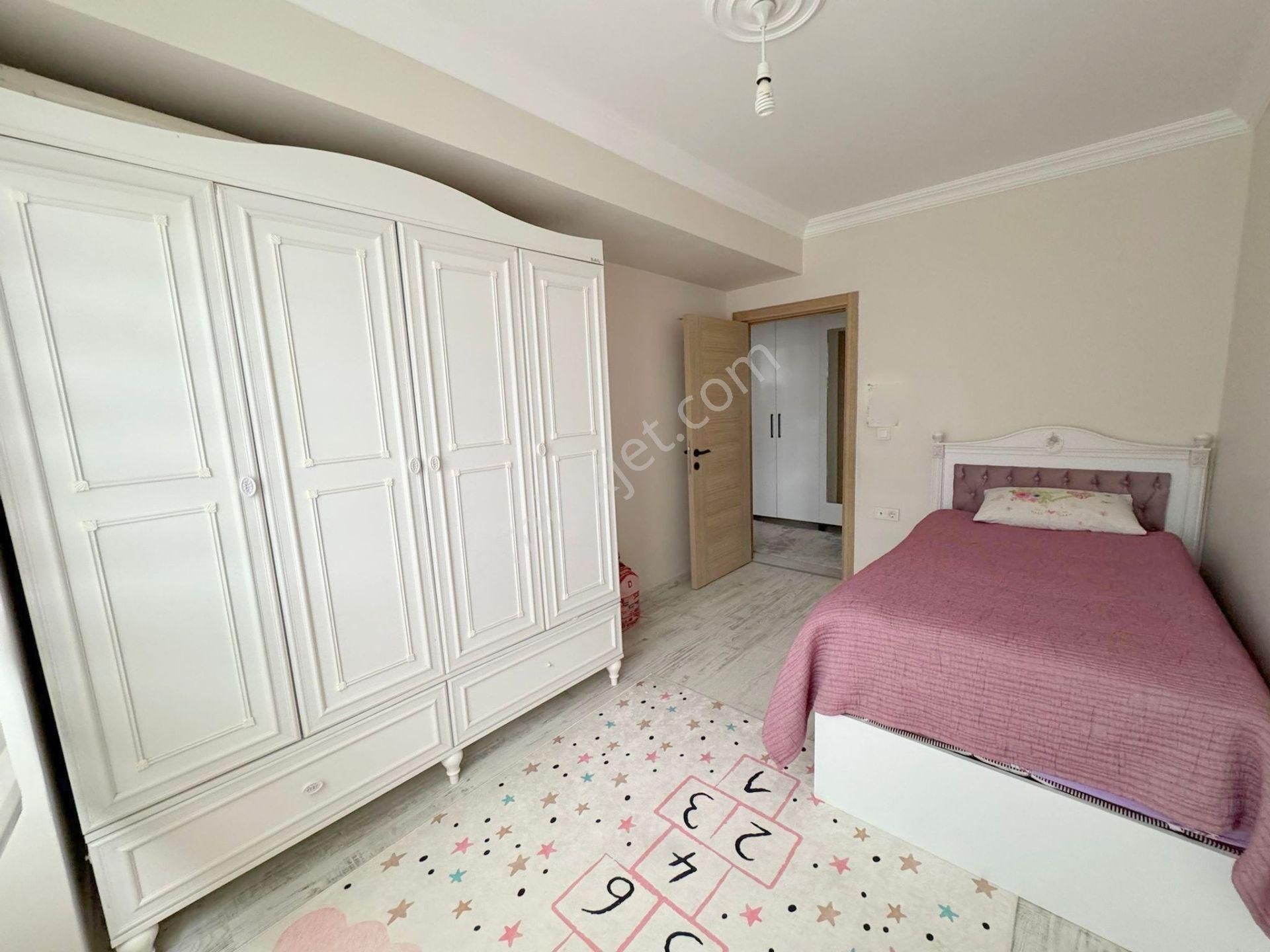 Mertcan'dan Metro Yürüme 2dk İskanlı Ara Kat Balkonlu 3+1 - Görsel 9