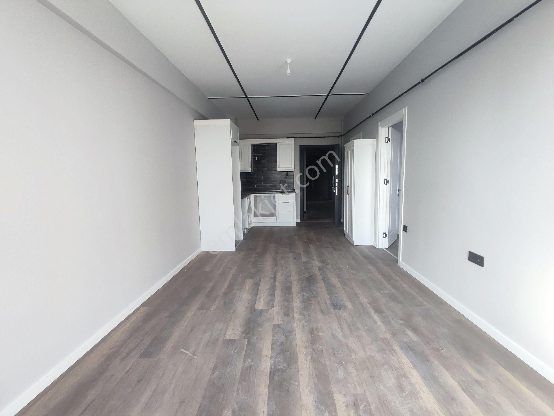 Truva Yağız'dan Havuzlu Site İçinde Deniz Manzaralı Satılık 1+1 Daire - Görsel 9