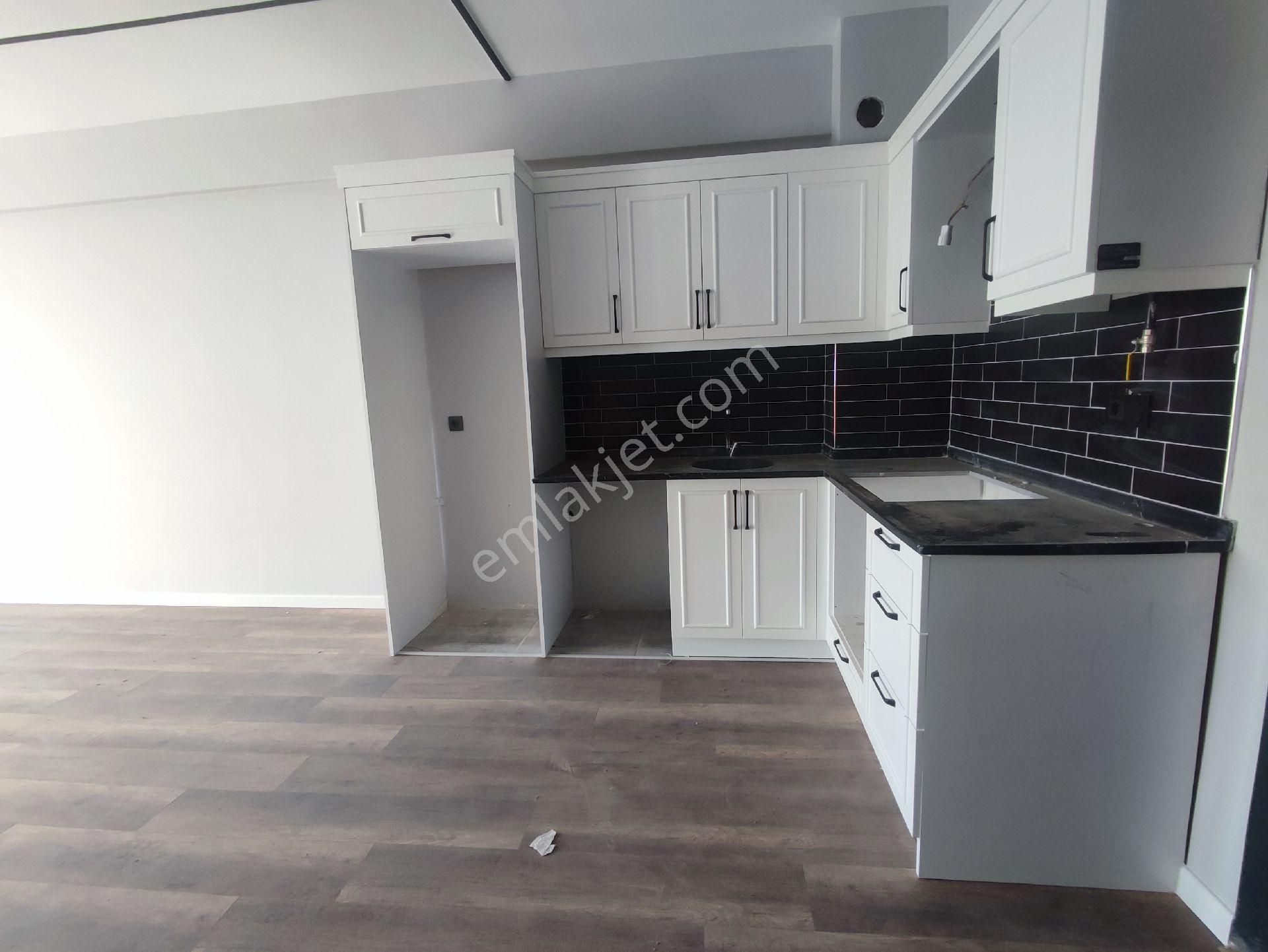 Truva Yağız'dan Havuzlu Site İçinde Deniz Manzaralı Satılık 1+1 Daire - Görsel 21