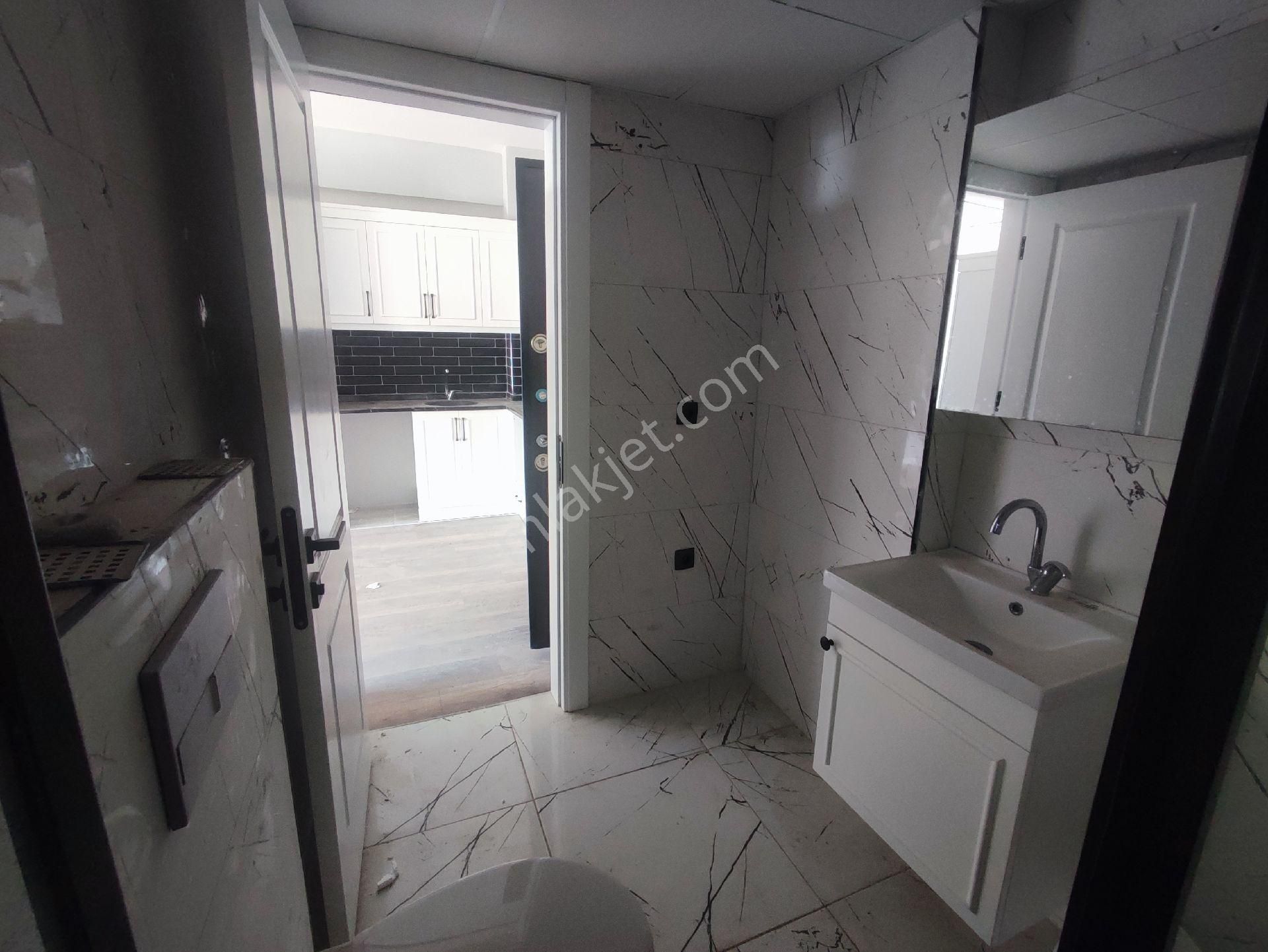 Truva Yağız'dan Havuzlu Site İçinde Deniz Manzaralı Satılık 1+1 Daire - Görsel 12