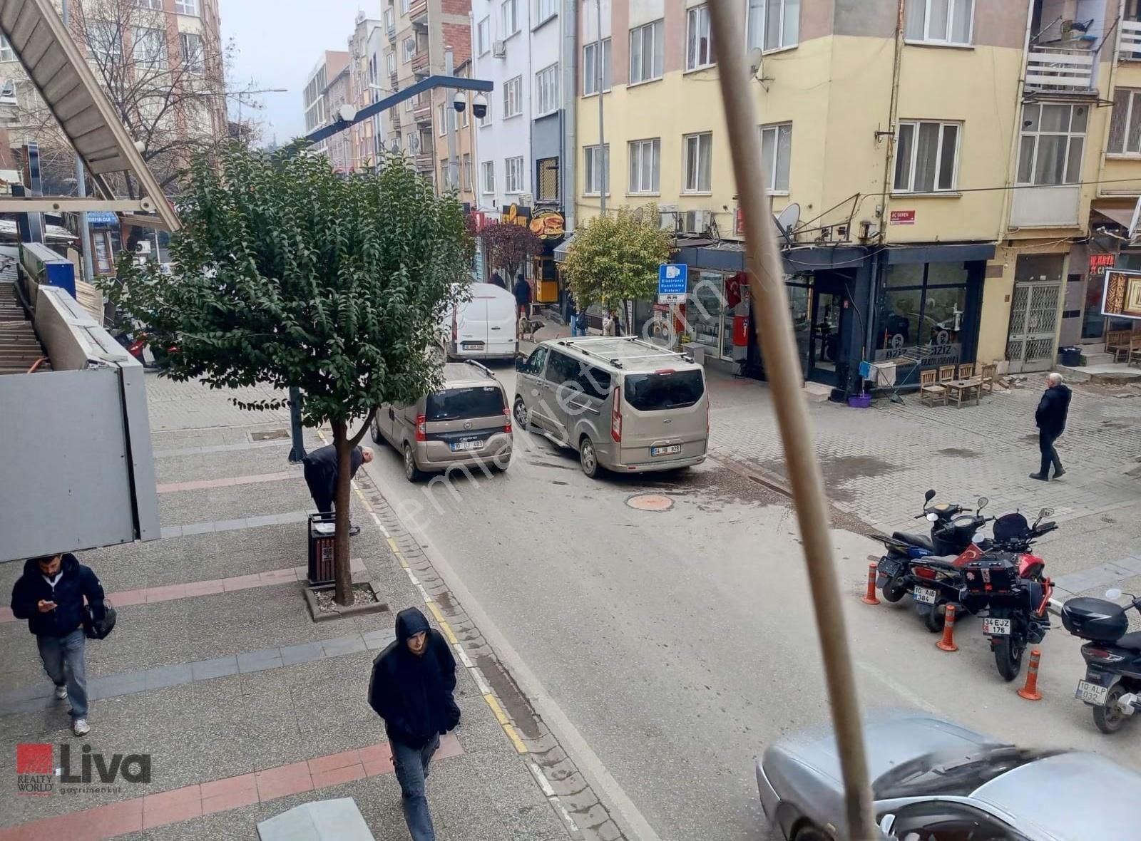 Anafartalar Cd.üzeri Kasaplar Cami Yanı Masrafsız 2+1 - Görsel 31