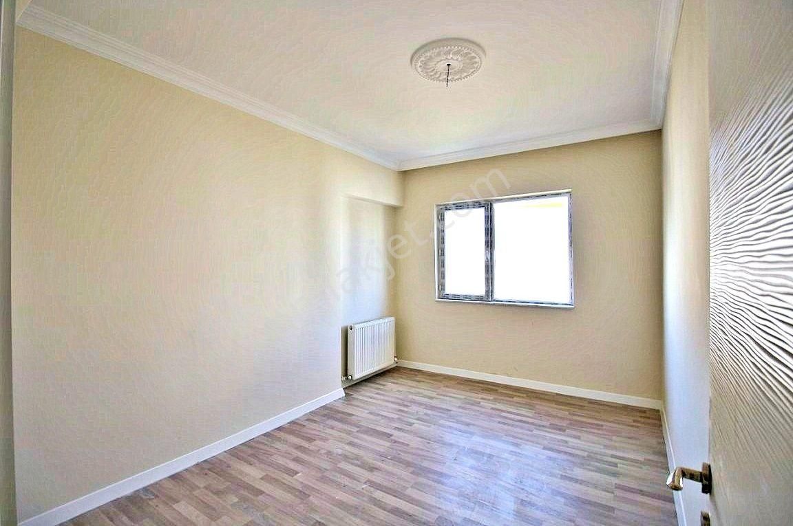 Kaletepe'de Şehir Manzarasına Hakim Güney Cephe 4 Balkonlu 4+1 - Görsel 17