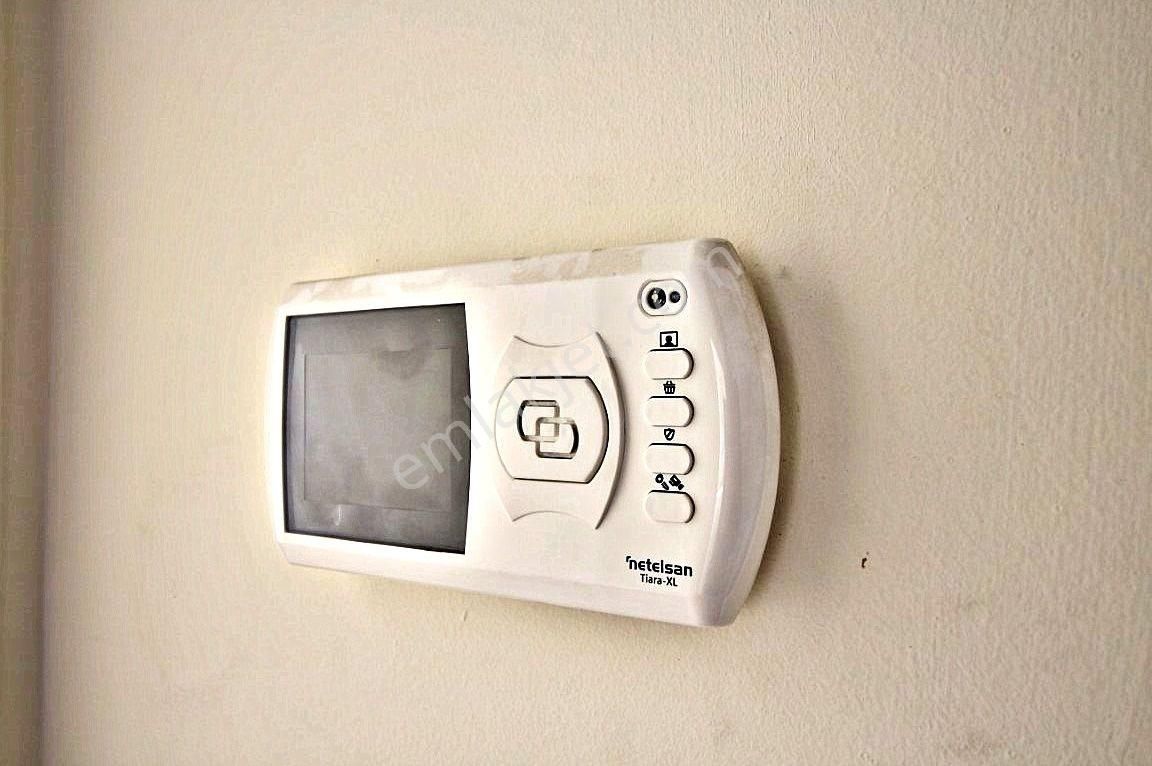 Kaletepe'de Şehir Manzarasına Hakim Güney Cephe 4 Balkonlu 4+1 - Görsel 31