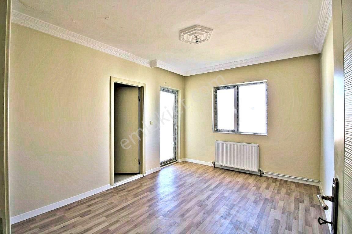 Kaletepe'de Şehir Manzarasına Hakim Güney Cephe 4 Balkonlu 4+1 - Görsel 19