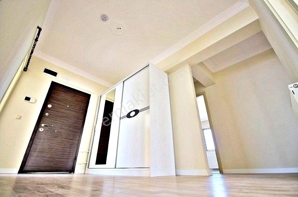 Kaletepe'de Şehir Manzarasına Hakim Güney Cephe 4 Balkonlu 4+1 - Görsel 23