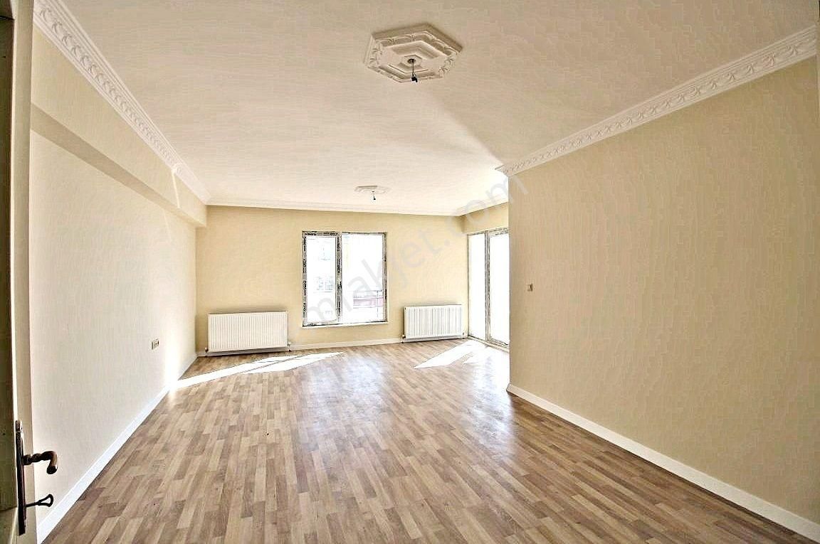 Kaletepe'de Şehir Manzarasına Hakim Güney Cephe 4 Balkonlu 4+1 - Görsel 7