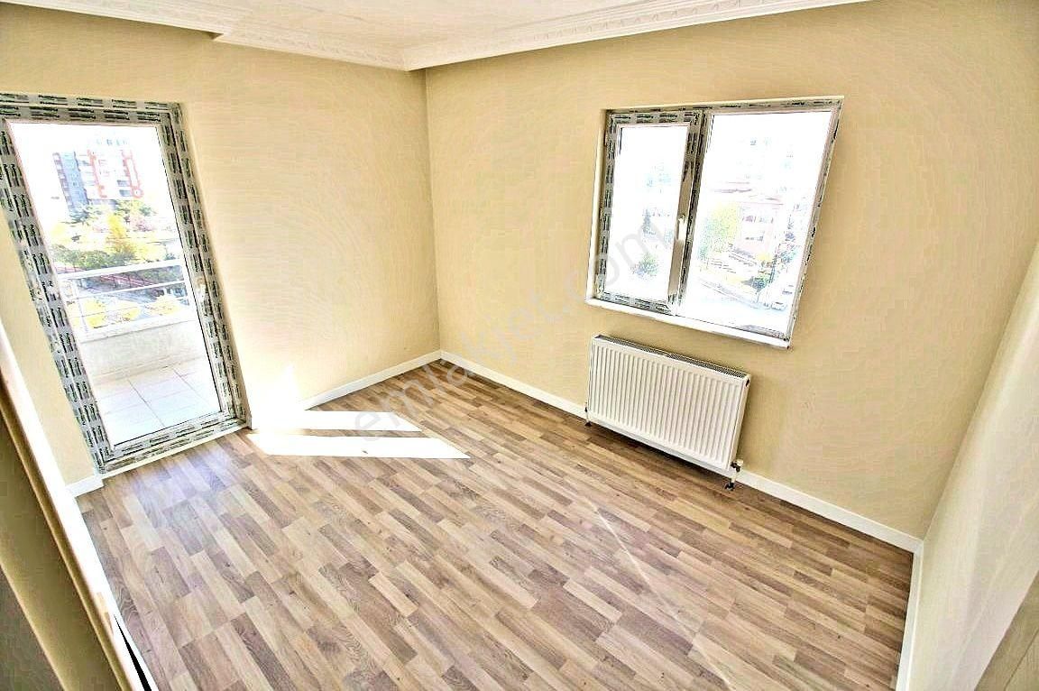 Kaletepe'de Şehir Manzarasına Hakim Güney Cephe 4 Balkonlu 4+1 - Görsel 15