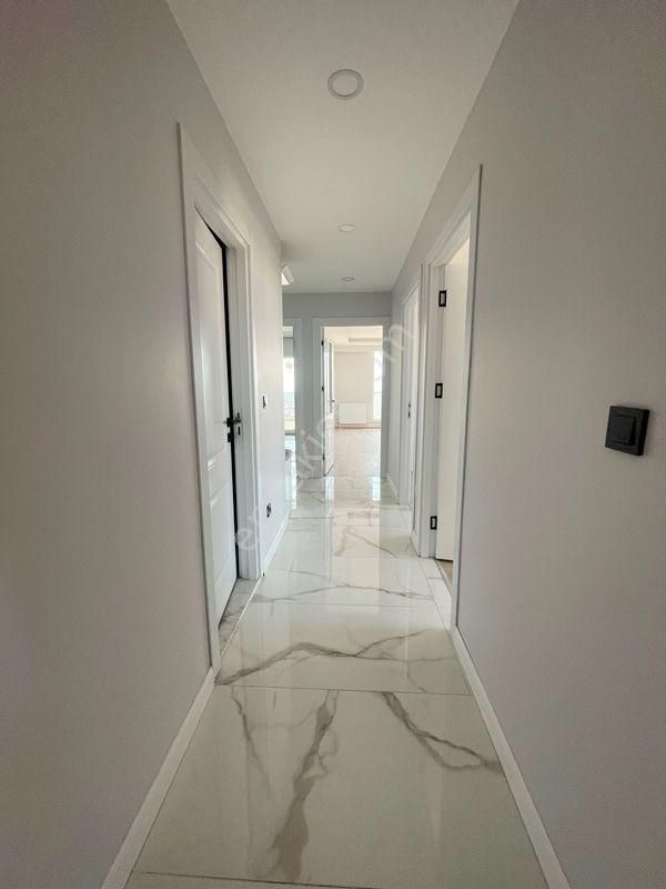 Mertcan Dan Adnan Kahveci Metroya Yürüme 3+1 İskanlı - Ebeveyn Banyolu - Görsel 20