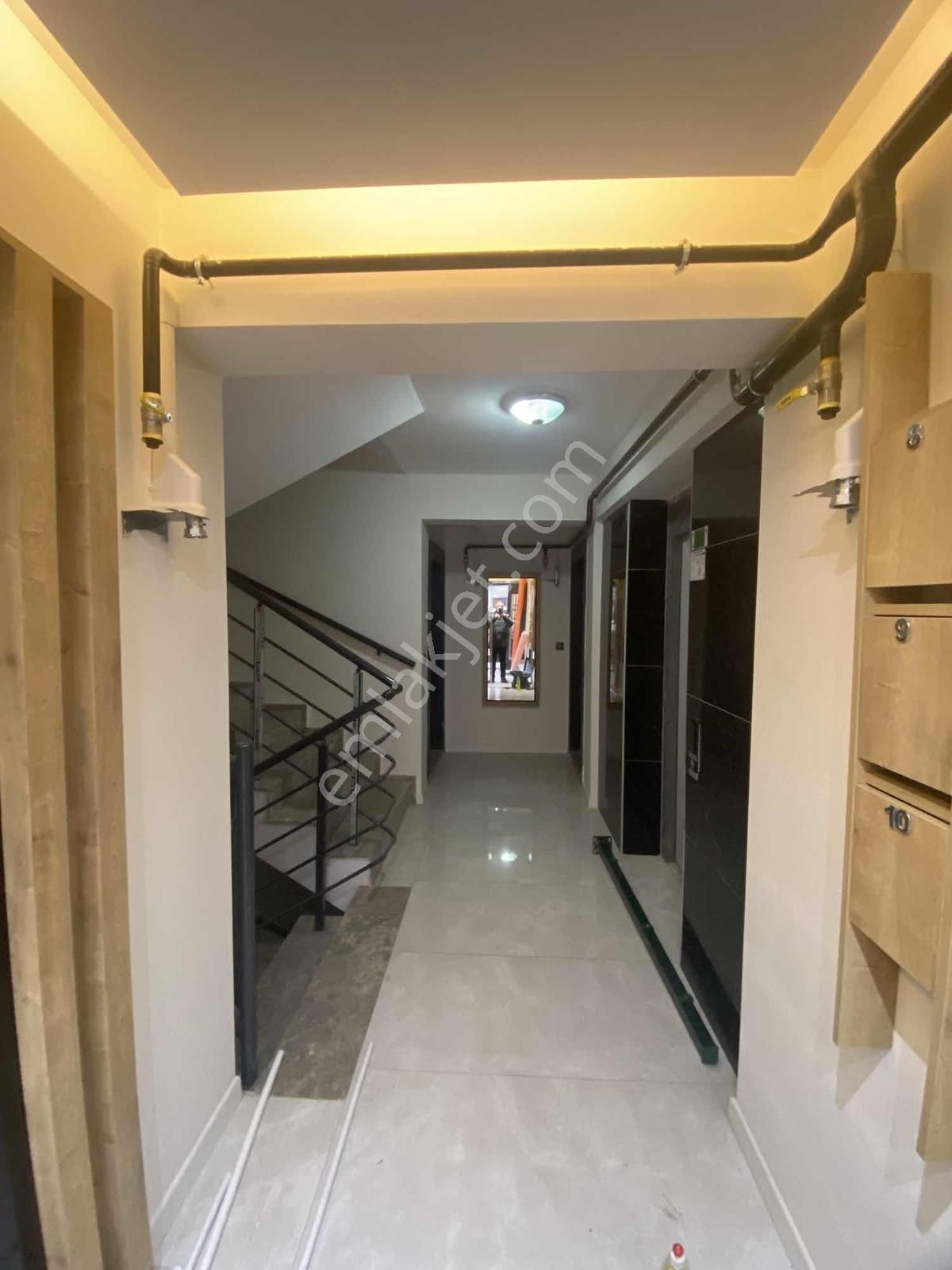 Aydın Alt Efeler Mahallesinde Satılık 2+1 Daireler - Görsel 2