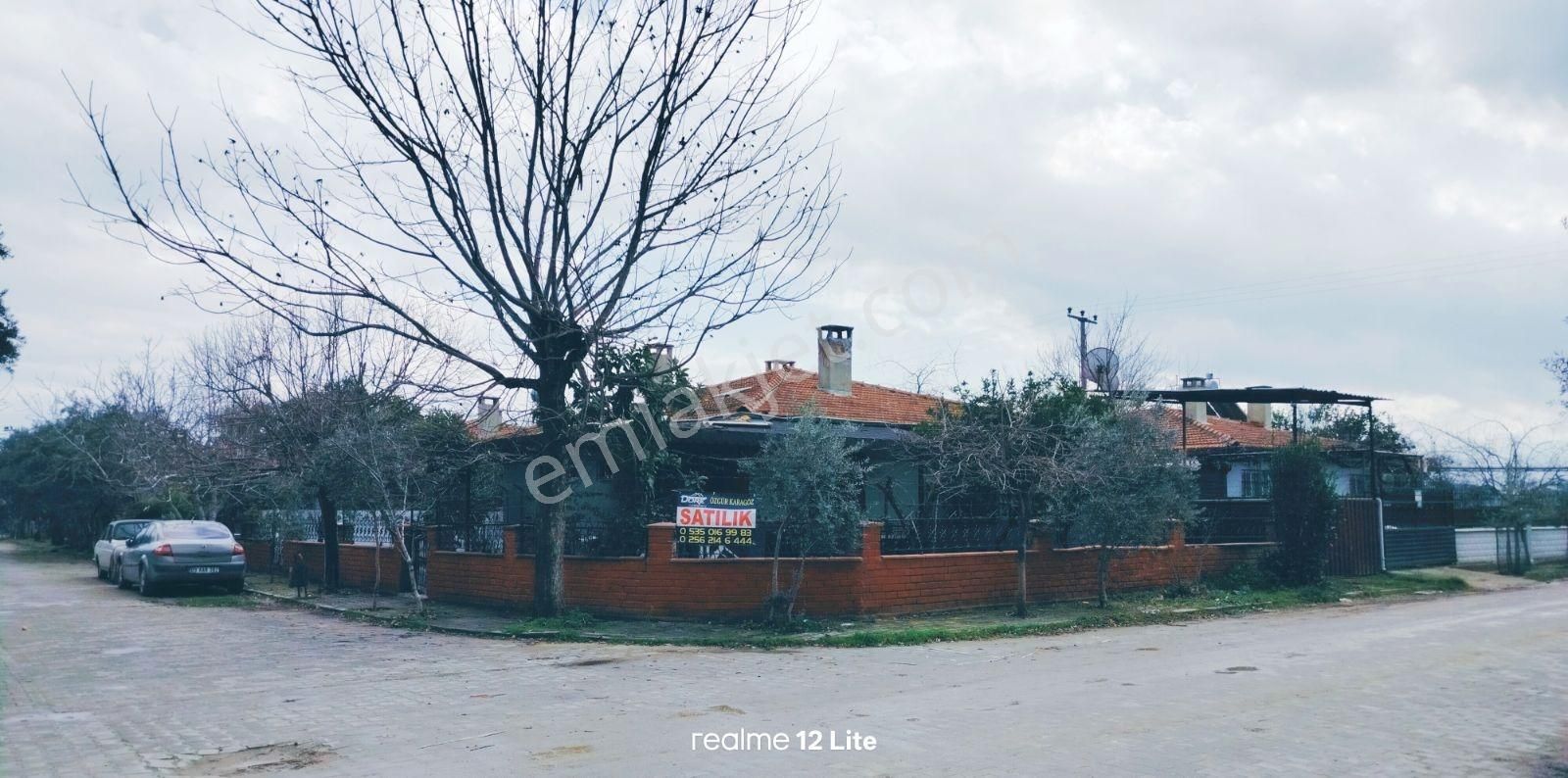 Şehir Hastanesi'ne 5 Dk. Mesafede Satılık Müstakil Ev!