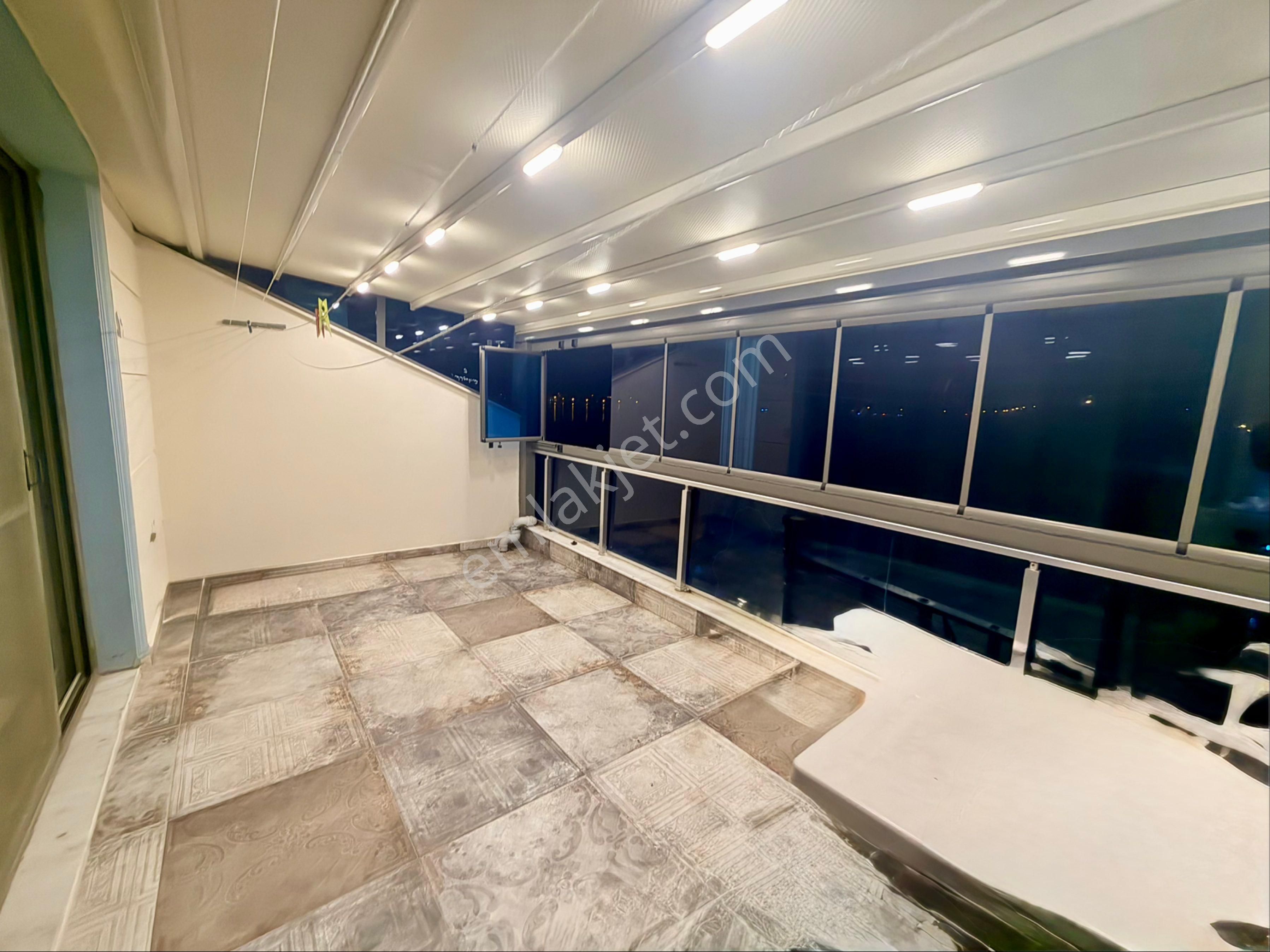 Cennet Tepe Villalarında Denize Sıfır Satılık Villa - Görsel 25