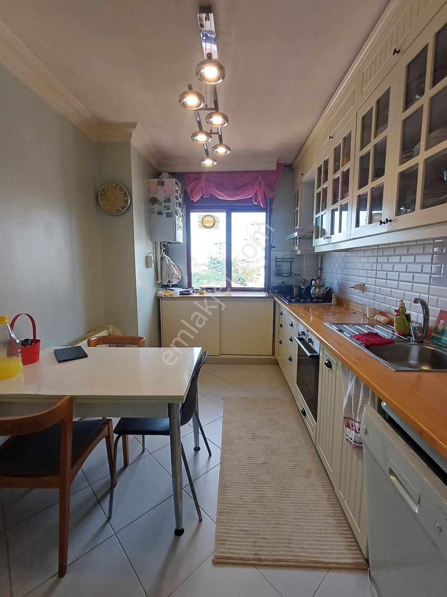 Mertcan Dan Yakacık Meydana Yürüme Arakat 3+1 İskanlı Lüks Daire - Görsel 15