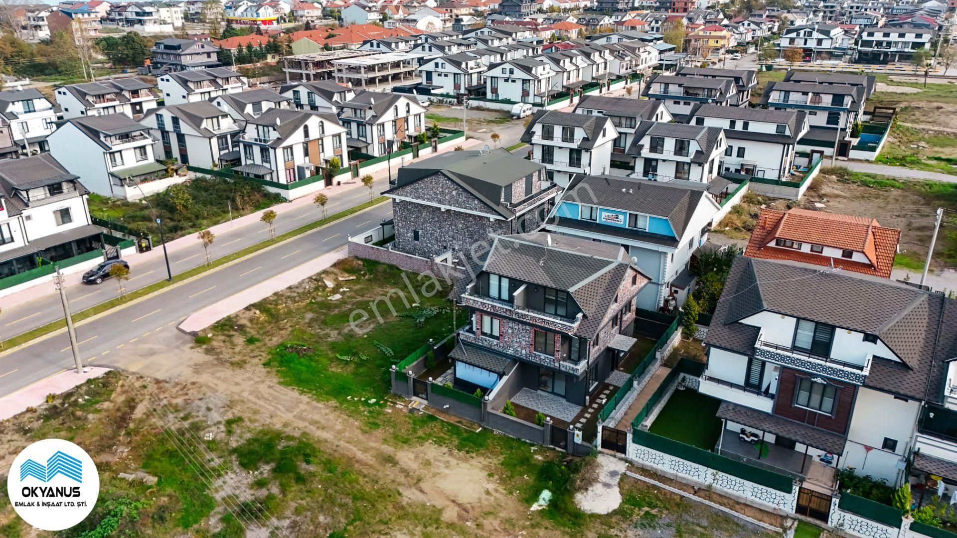 Sakarya Kocaali Yalı Mah De Ön Cephe Taş Detaylı 4+1 Villa - Görsel 34