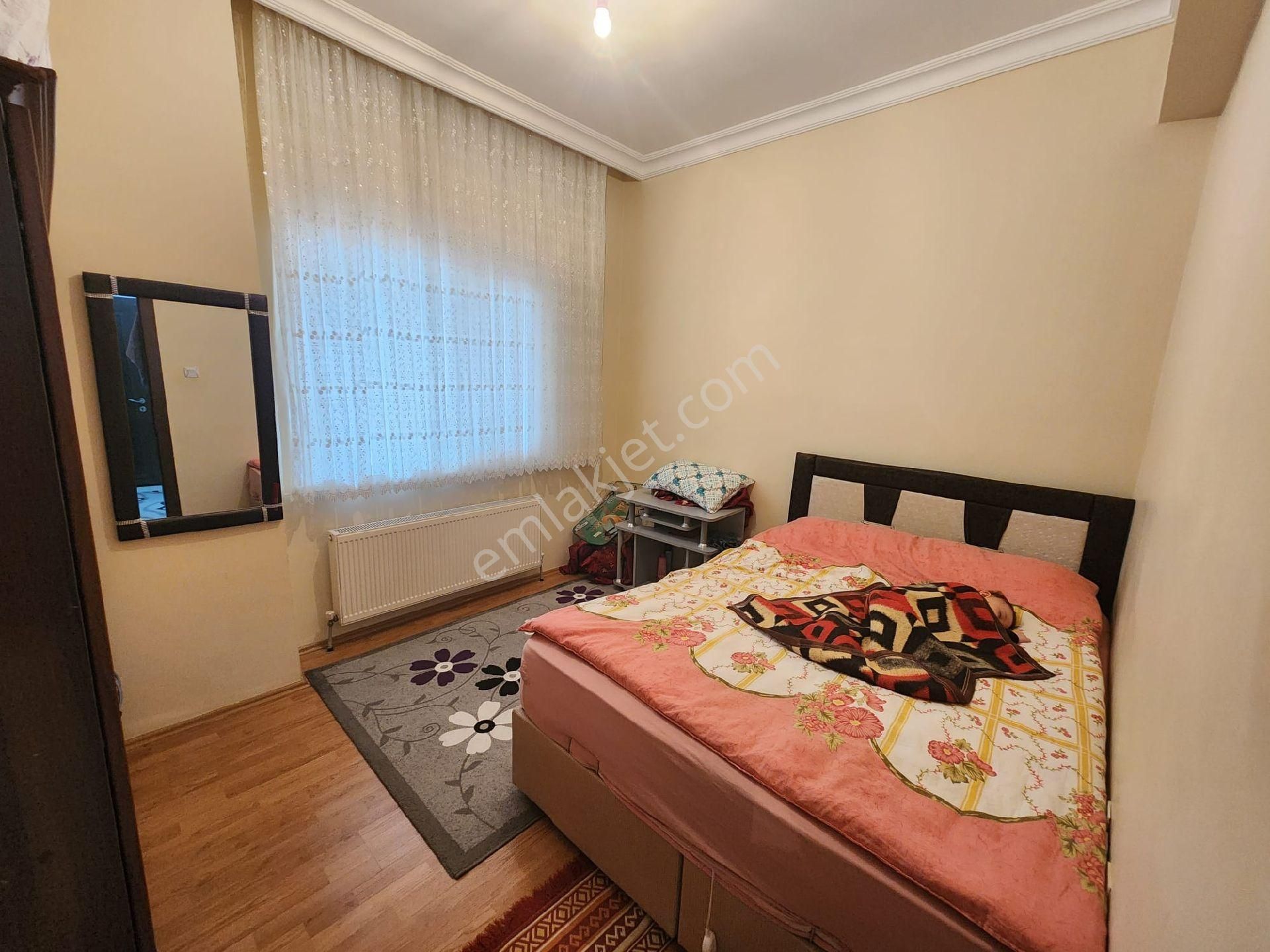 Karapürçek Uçaklı Park Karşısı Okul Yakını Asansörlü 2+1 Y.giriş A.daire Var Ön Cephe - Görsel 14