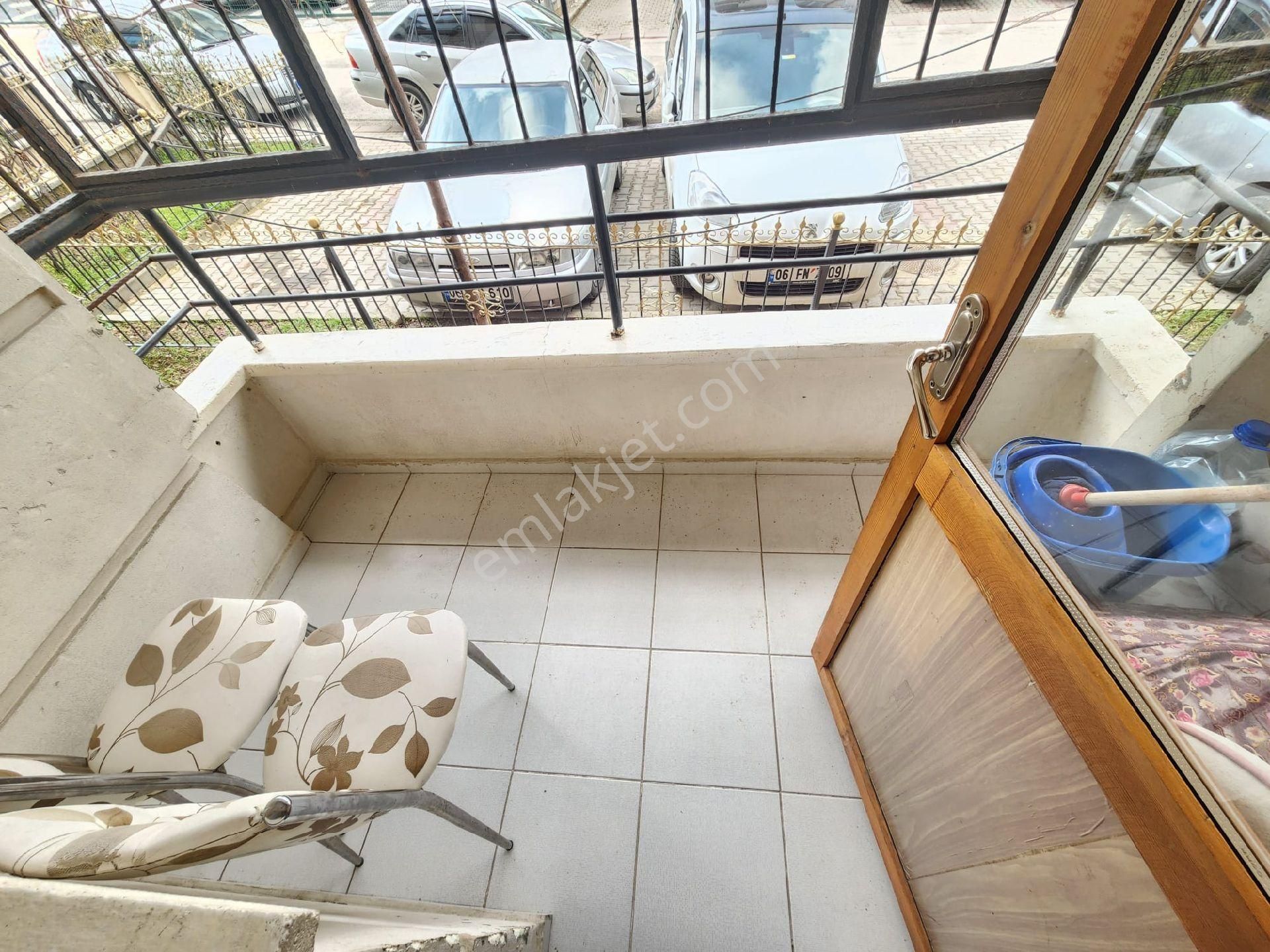 Karapürçek Uçaklı Park Karşısı Okul Yakını Asansörlü 2+1 Y.giriş A.daire Var Ön Cephe - Görsel 26