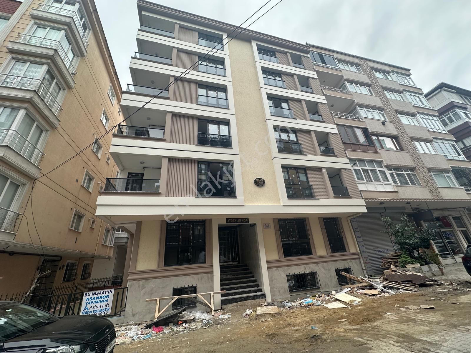 Bahçelievler Yayla Merkezde Sıfır Binada 2+1 Bahçe Katı Daire