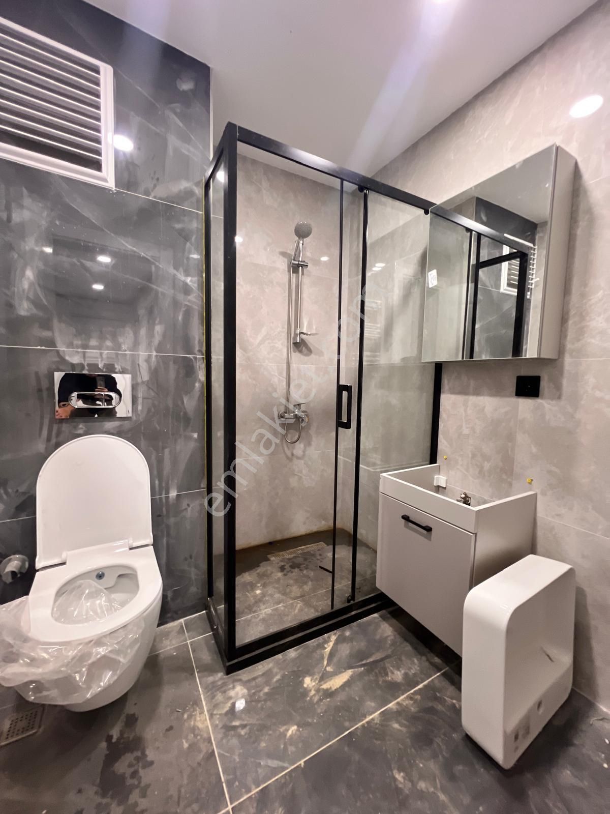 Altıntepe'de Cadde Üzeri Ara Kat Balkonlu 2+1 Daire - Görsel 23