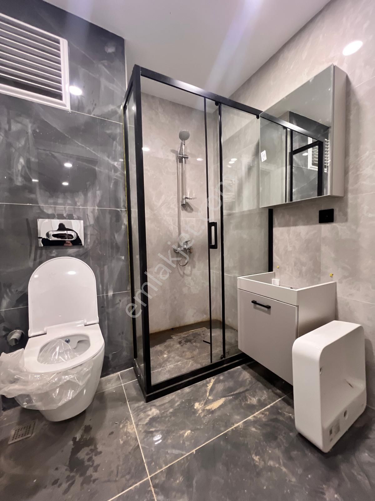 Altıntepe'de Cadde Üzeri Ara Kat Balkonlu 2+1 Daire - Görsel 25