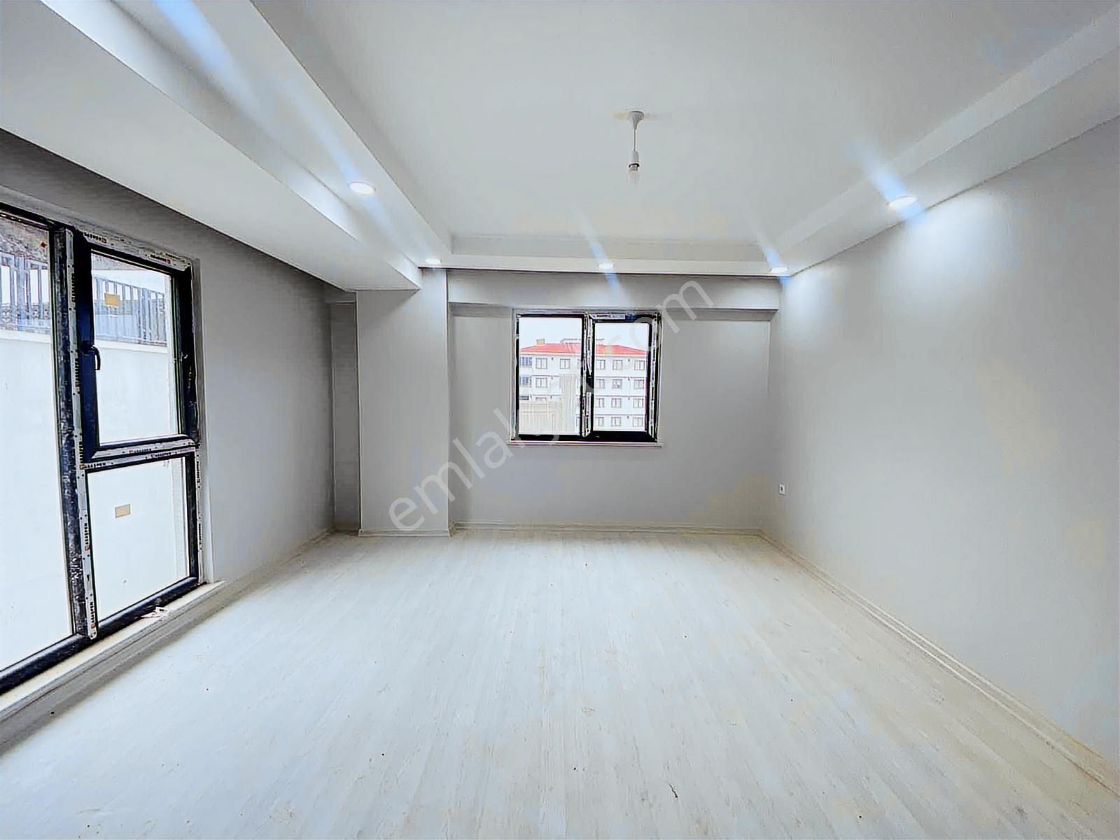 Akdoğanlar'dan İstayonda Acil Arakat 2+1 İskanlı - Görsel 2