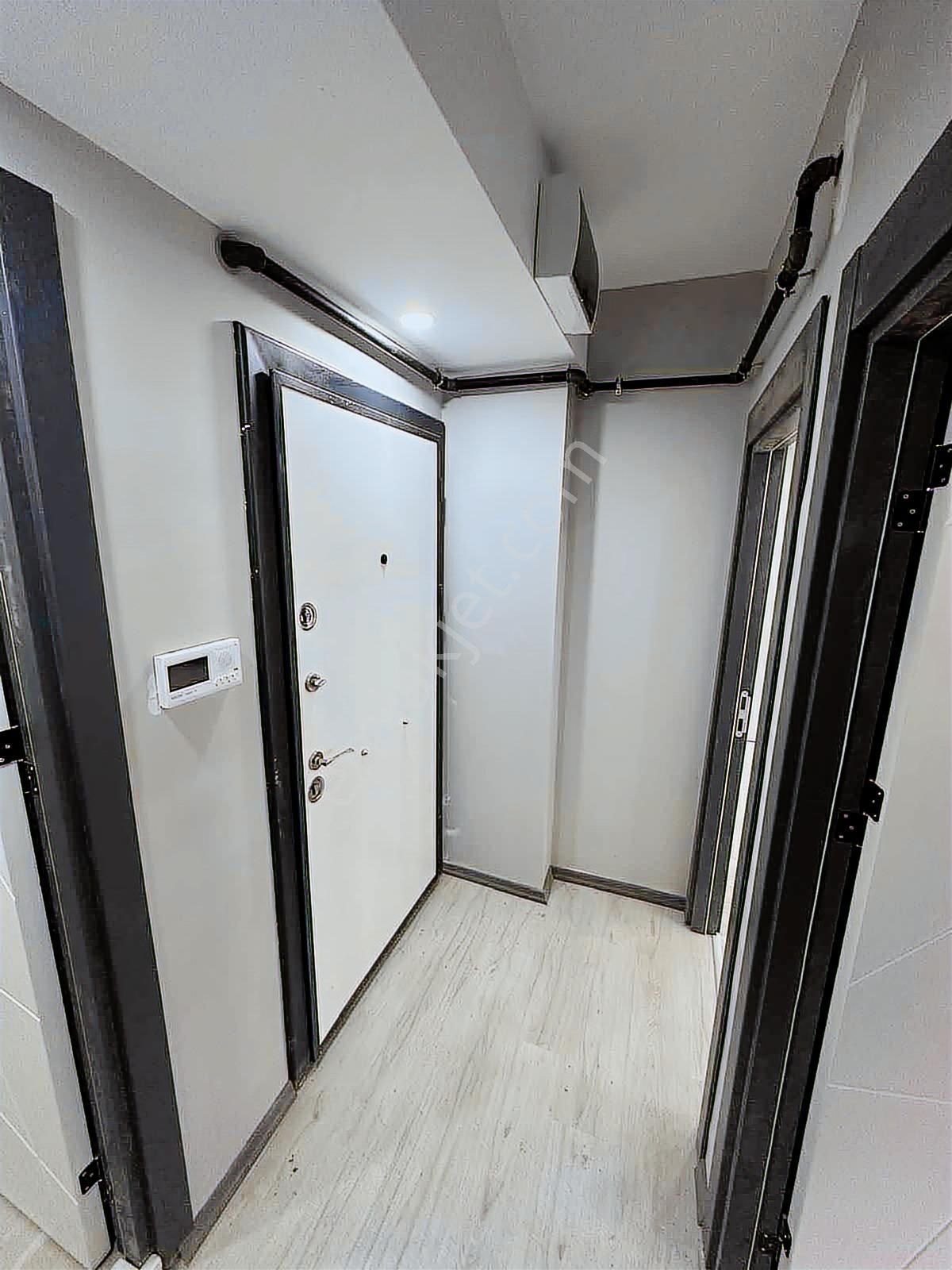 Şarhöyük Mah. Çevre Yolu Yakını Asansörlü Satılık 1+1 Daire - Görsel 4