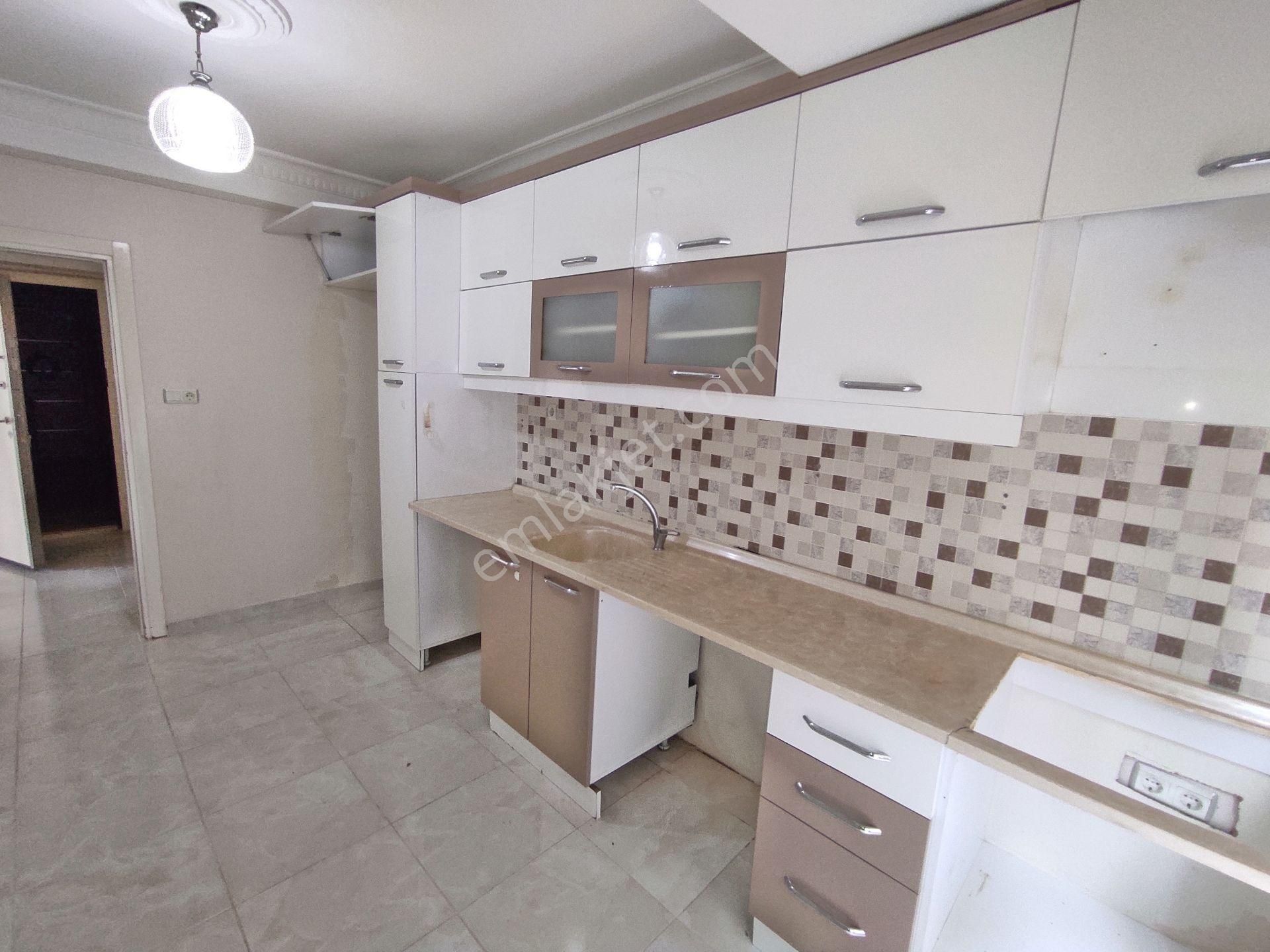 Bahçelievler Cumhuriyet Mah 90.m2-2+1-3,kat Daire - Görsel 12