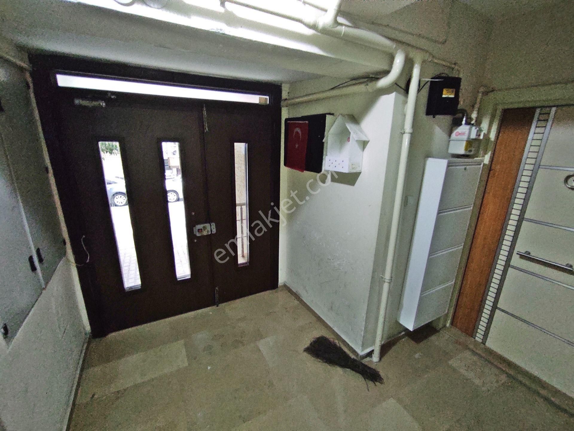 Bahçelievler Cumhuriyet Mah 90.m2-2+1-3,kat Daire - Görsel 32