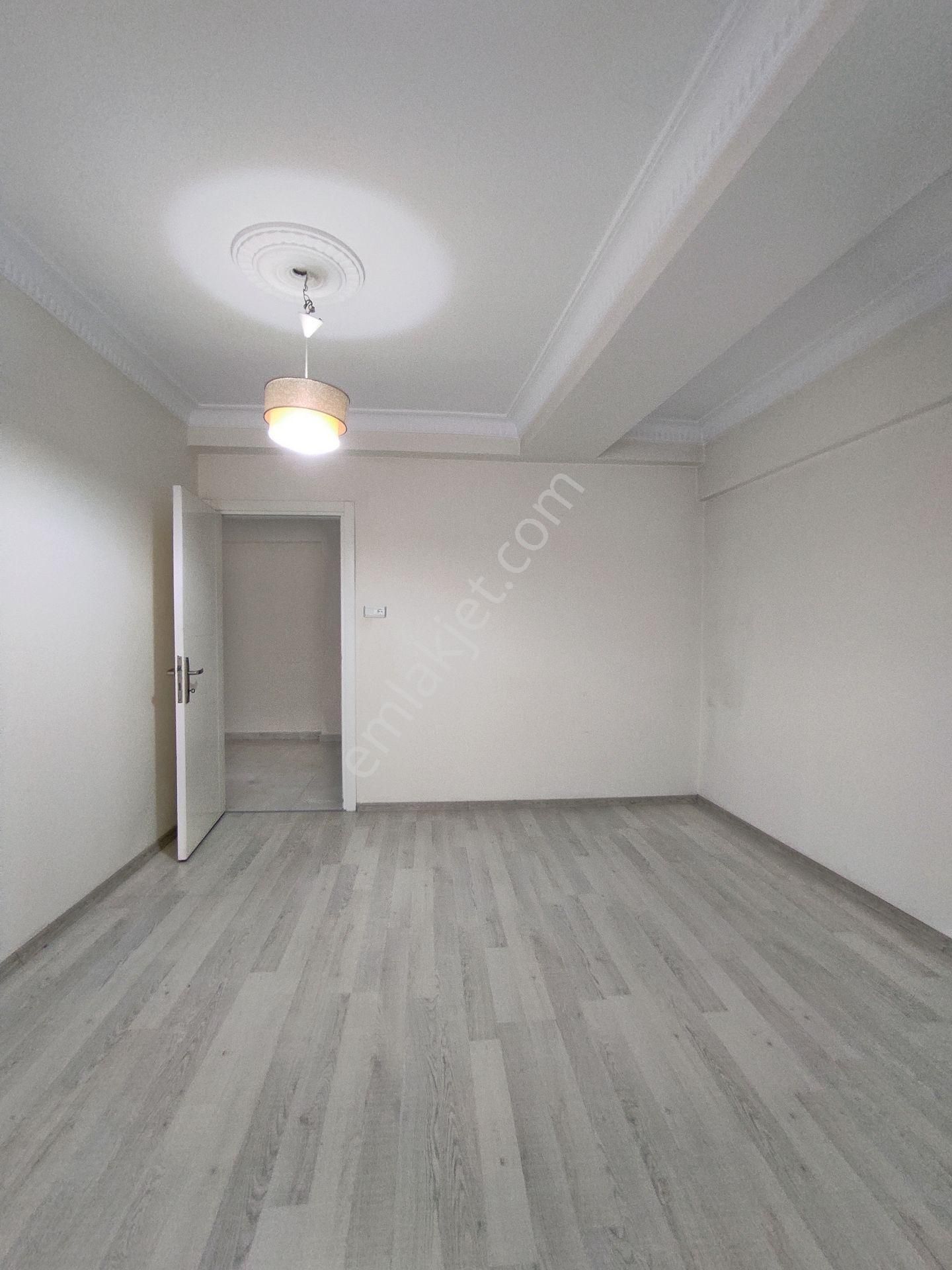 Bahçelievler Cumhuriyet Mah 90.m2-2+1-3,kat Daire - Görsel 18