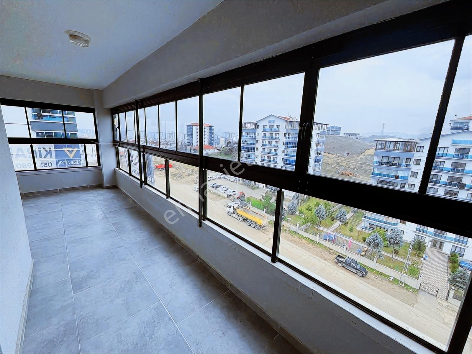 Saraycık'da Süper Konumda Muhteşem Manzaralı 4+1 Kiralık Daire. - Görsel 19