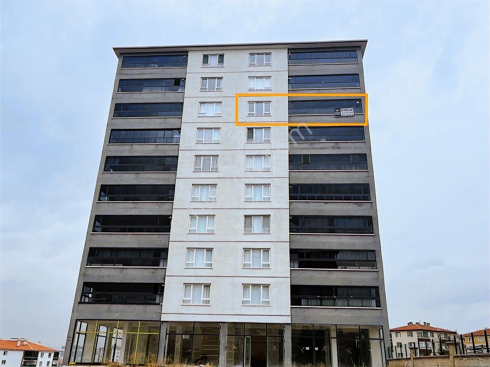 Saraycık'da Süper Konumda Muhteşem Manzaralı 4+1 Kiralık Daire.