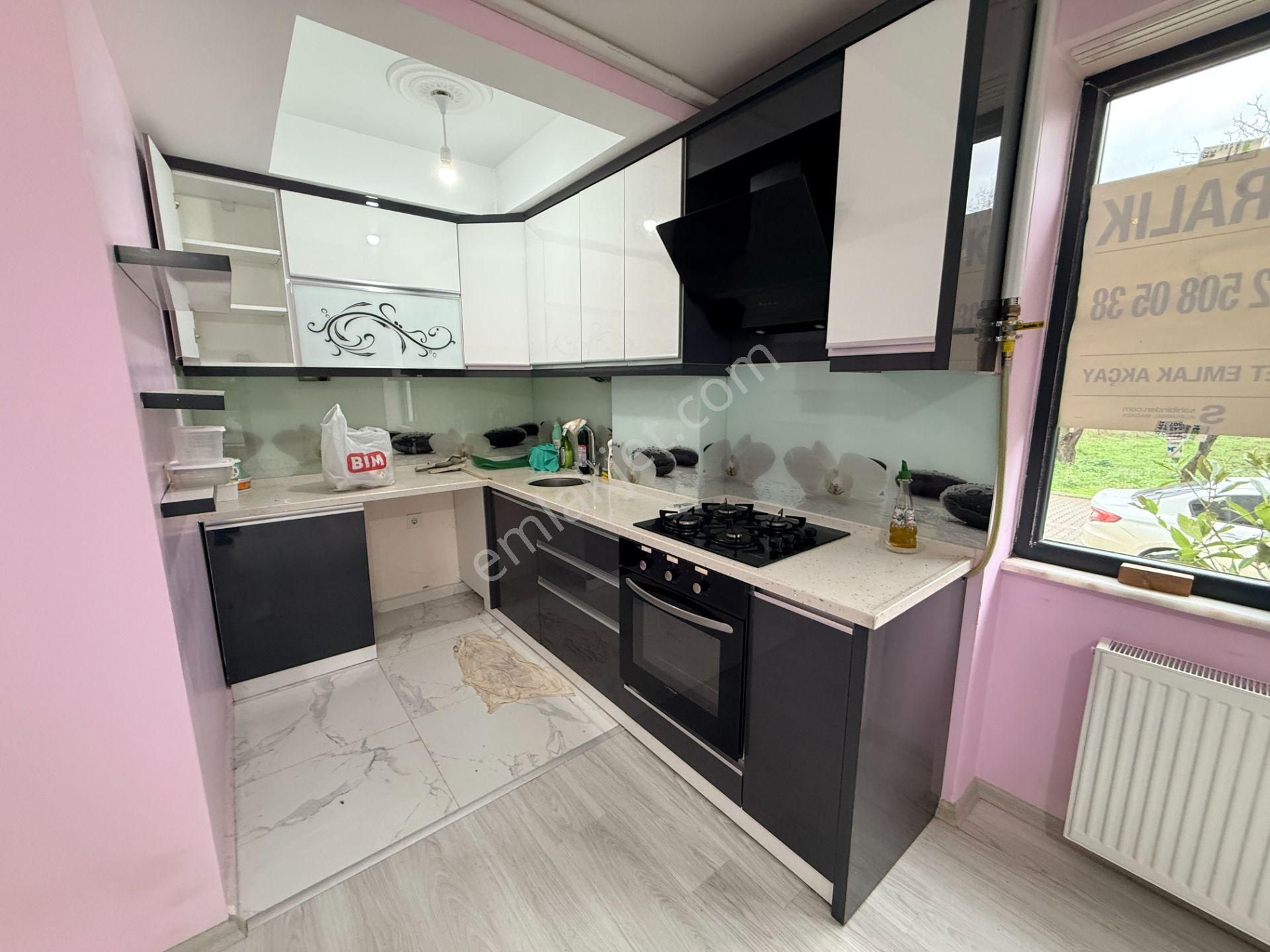 ▄jet Emlak'tan İkizçay'da Ön Cephe Doğalgazlı Kiralık Geniş 1+1 - Görsel 2