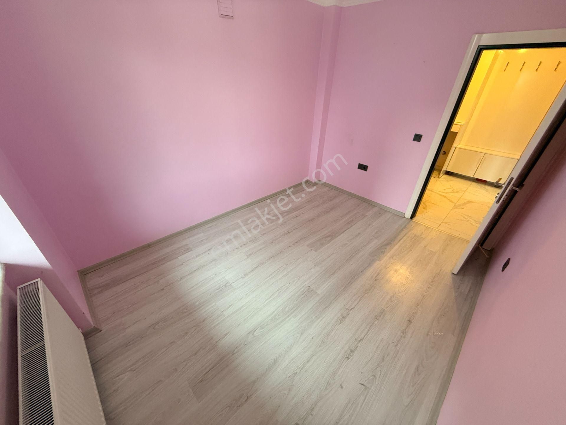 ▄jet Emlak'tan İkizçay'da Ön Cephe Doğalgazlı Kiralık Geniş 1+1 - Görsel 11