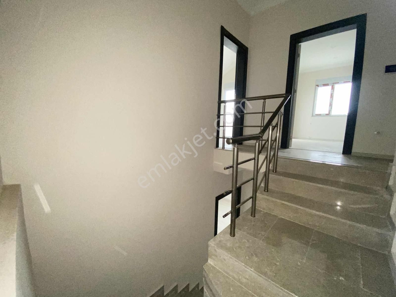 Şehir Hastanesi Yakını Asansörlü Çift Mutfaklı Sıfır Dubleks - Görsel 25