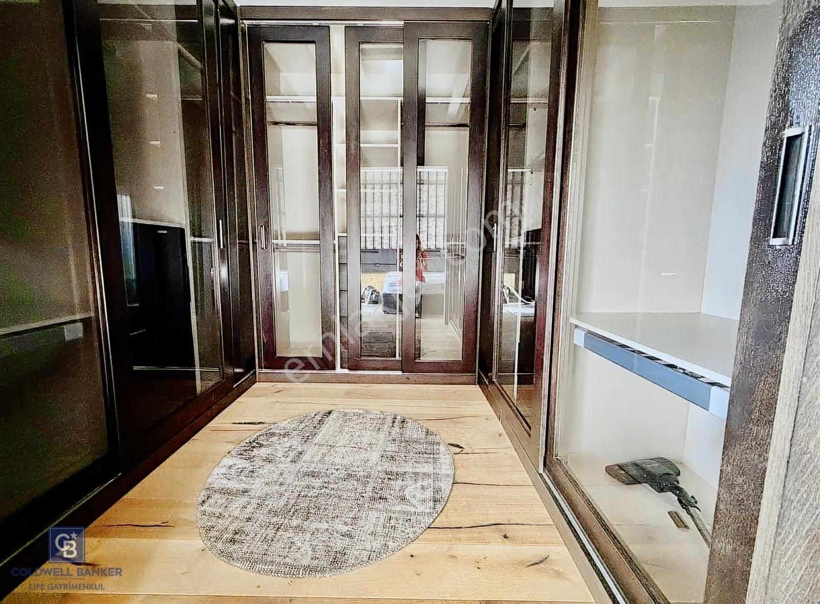 Modern 4 'de Özel Tasarım Satılık Eşyalı 2+1 Daire - Görsel 11