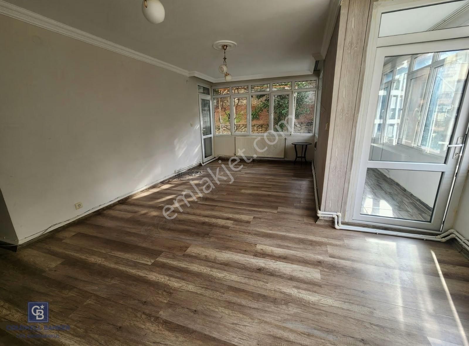 Karabağlar Esentepe Mahallesinde Kiralık Geniş 2+1 Daire - Görsel 8